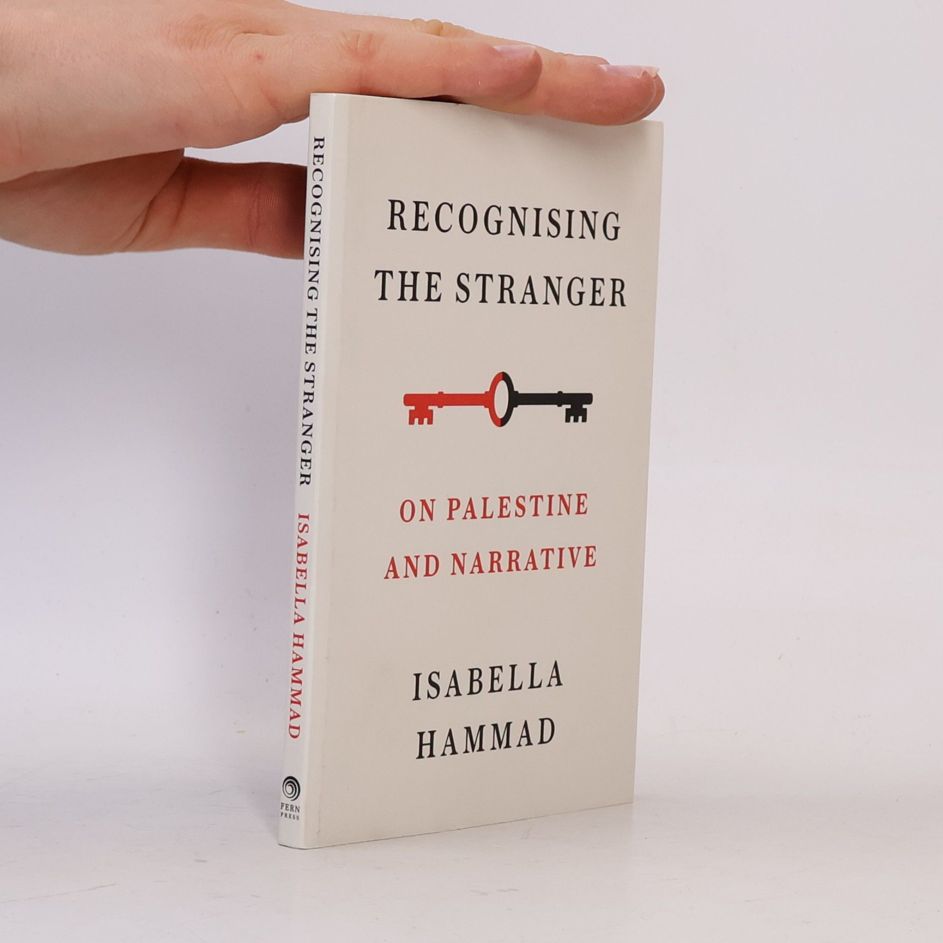 Recognising the Stranger