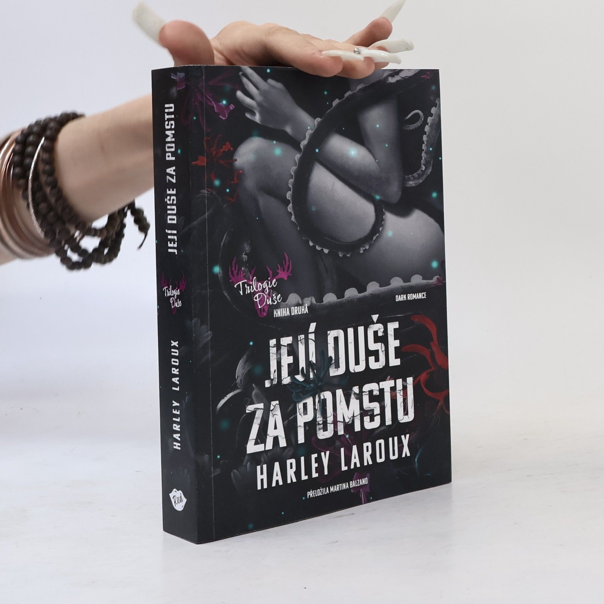 Harley Laroux Její duše za pomstu