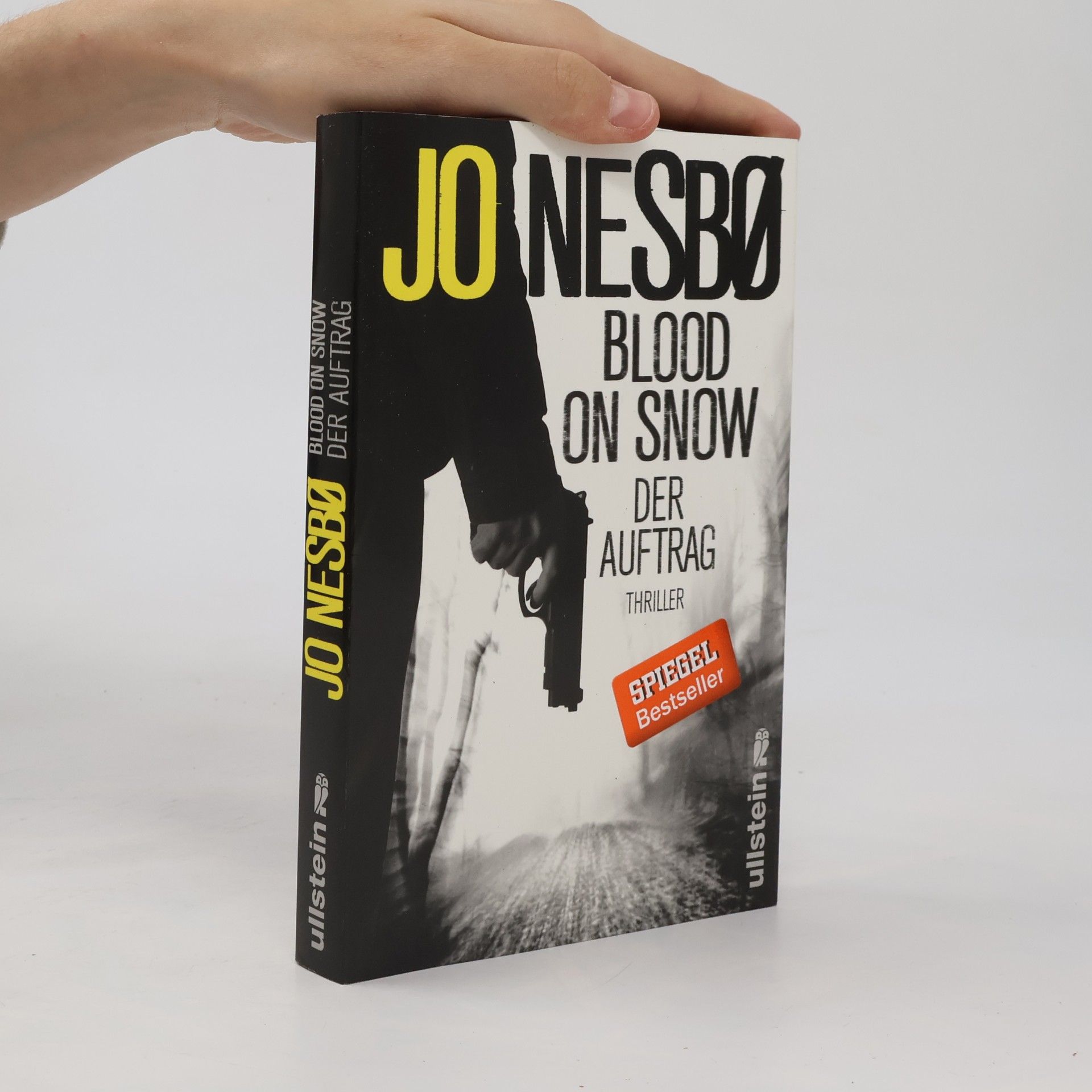Jo Nesbø Blood on Snow. Der Auftrag