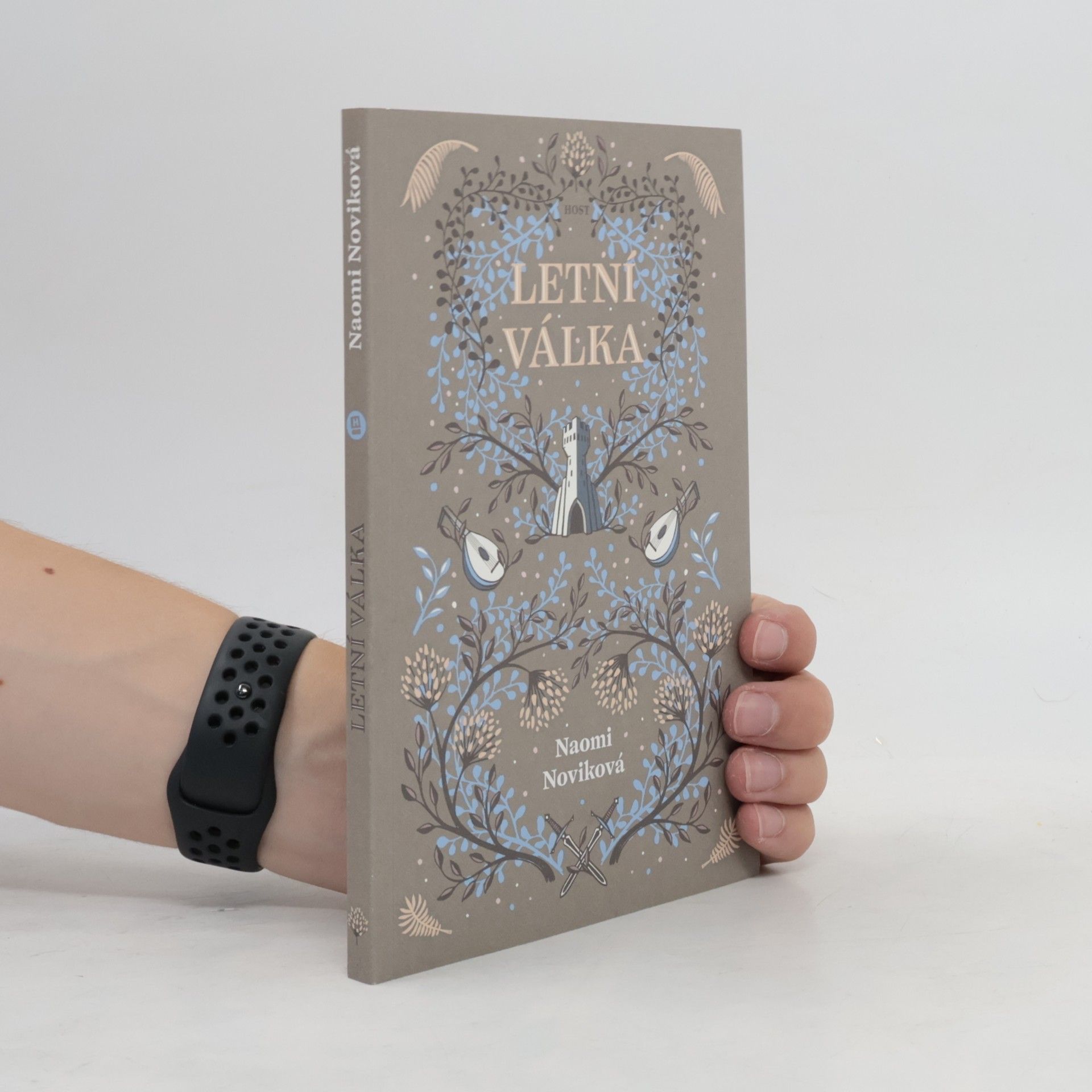 Naomi Novik Letní válka