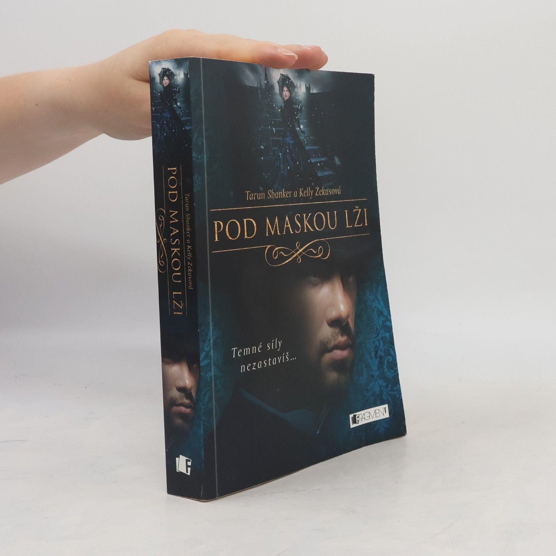 Tarun Shanker Pod maskou lži