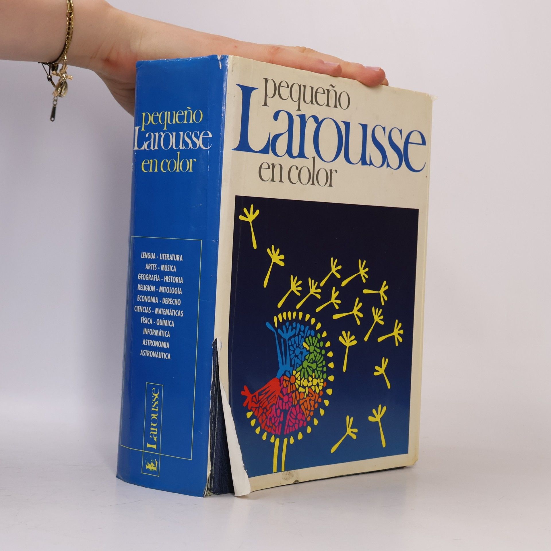 Pequeño Larousse en color