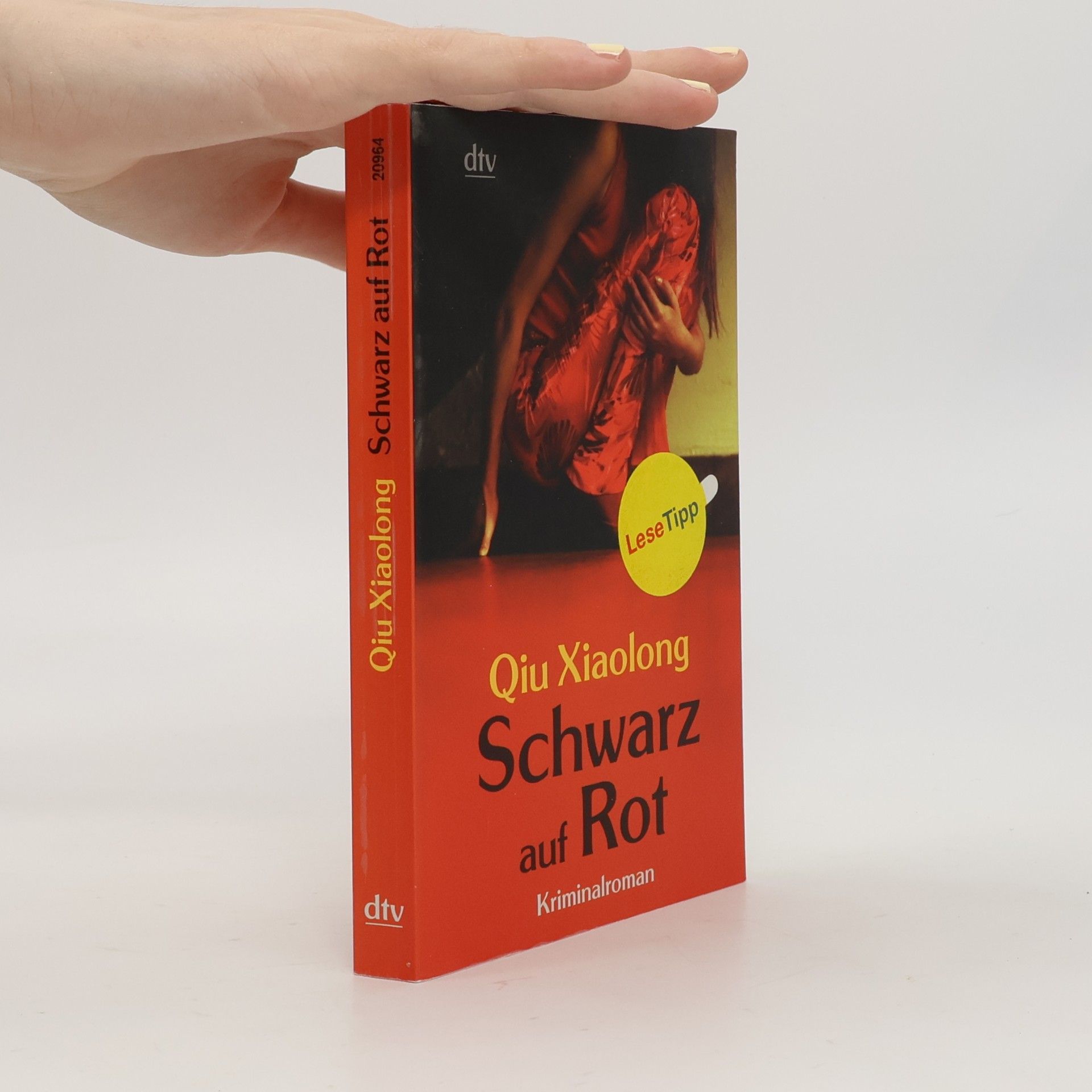 Qiu Xiaolong Schwarz auf Rot