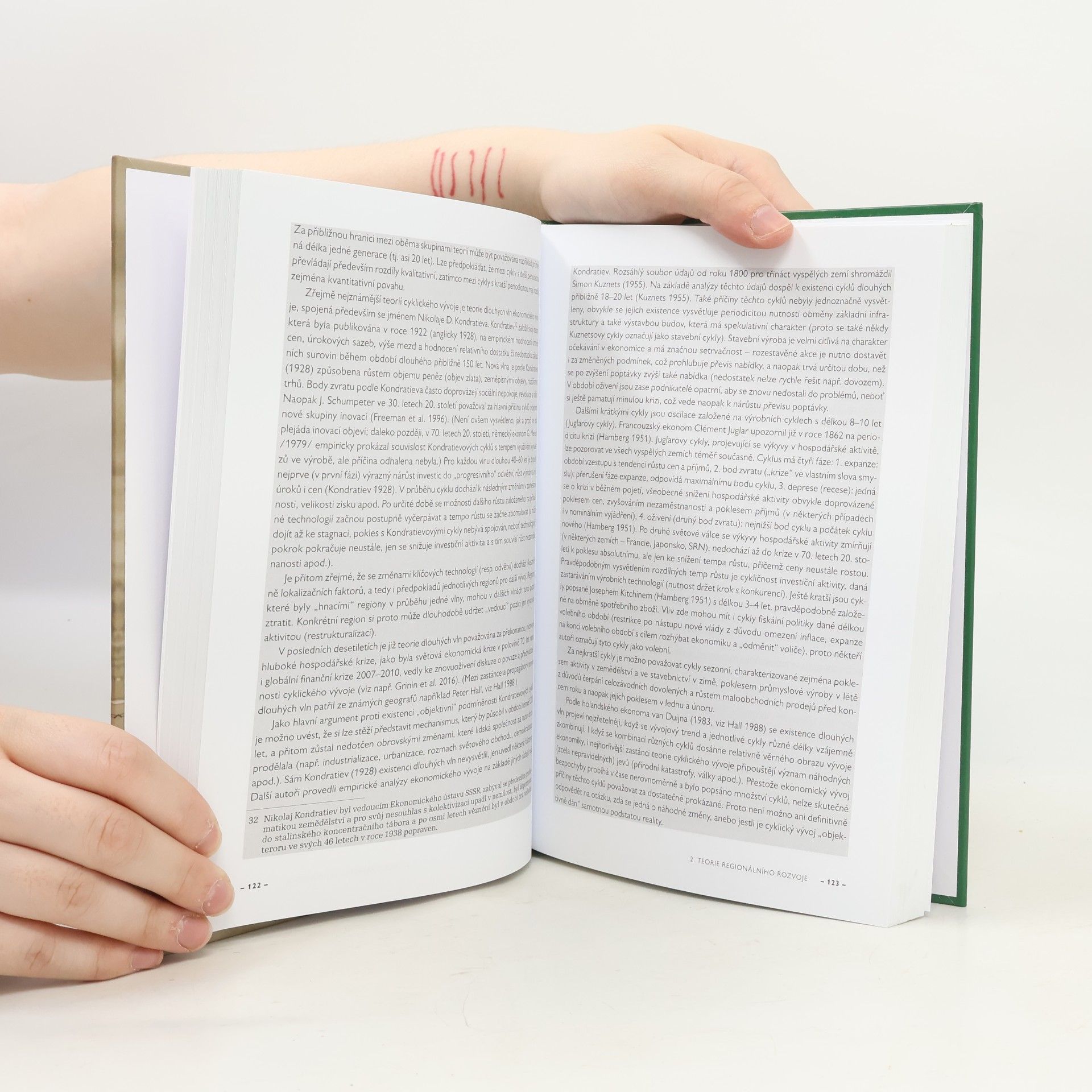 Jiří Blažek Teorie regionálního rozvoje: nástin, kritika, implikace