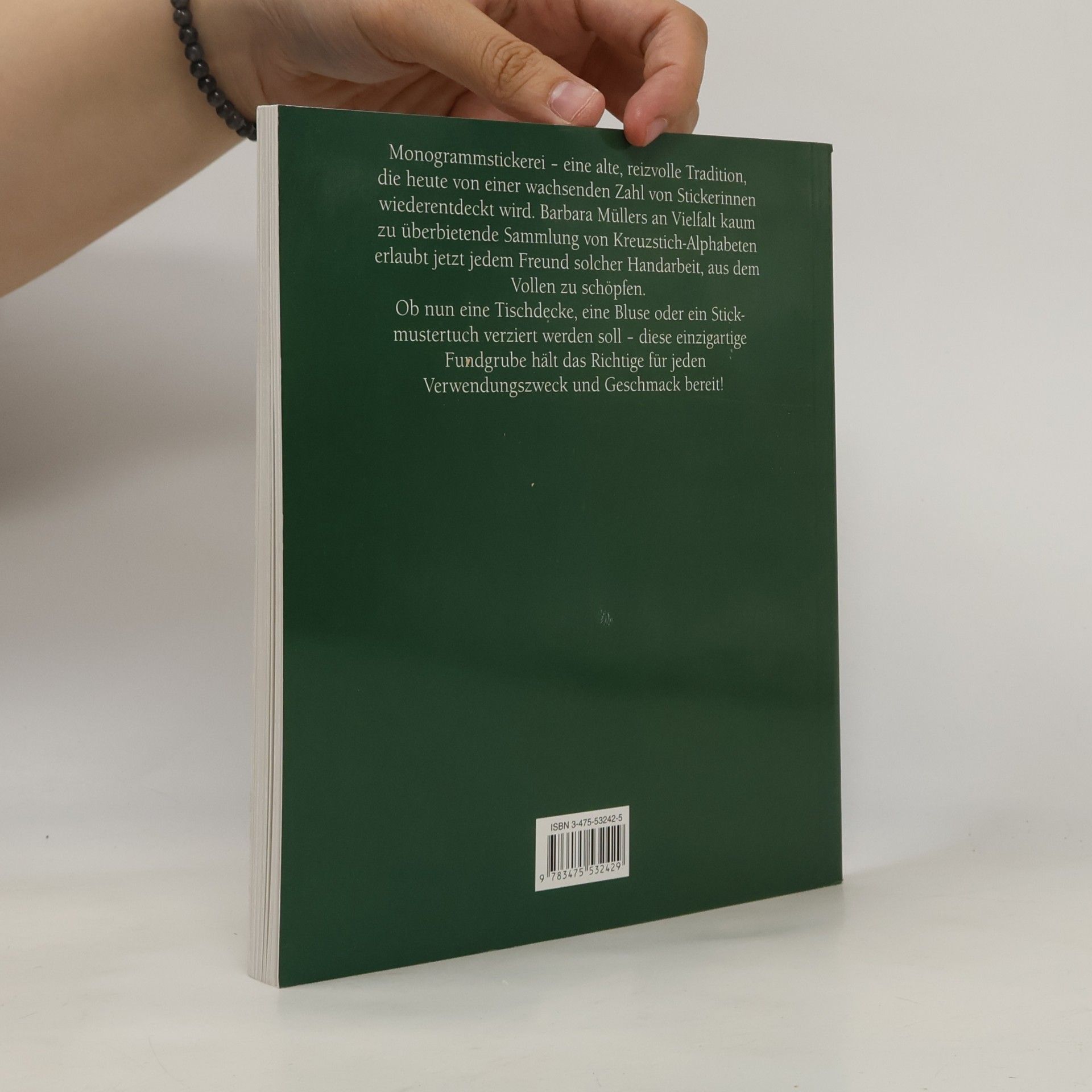 Barbara Müller Kreuzstich-Alphabete