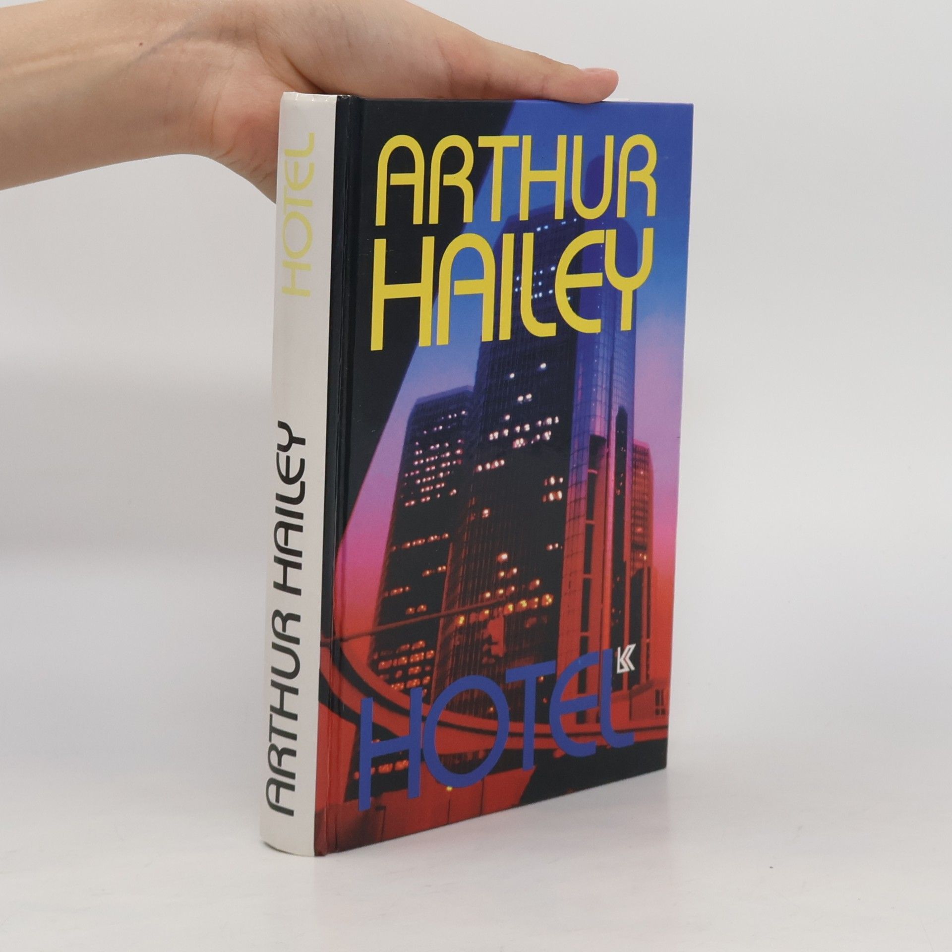 Arthur Hailey Hotel