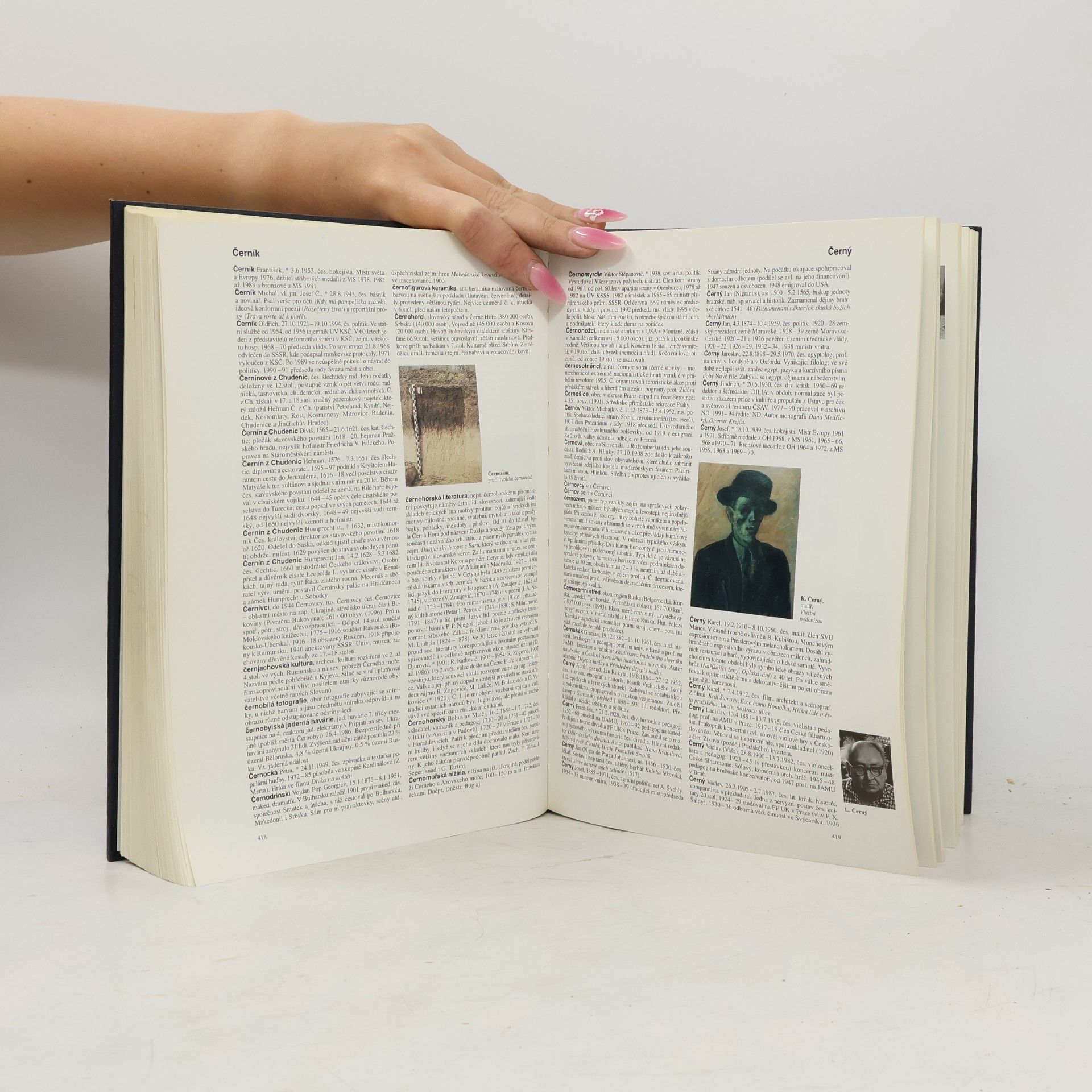 Various authors Všeobecná encyklopedie ve čtyřech svazcích 1. A-F