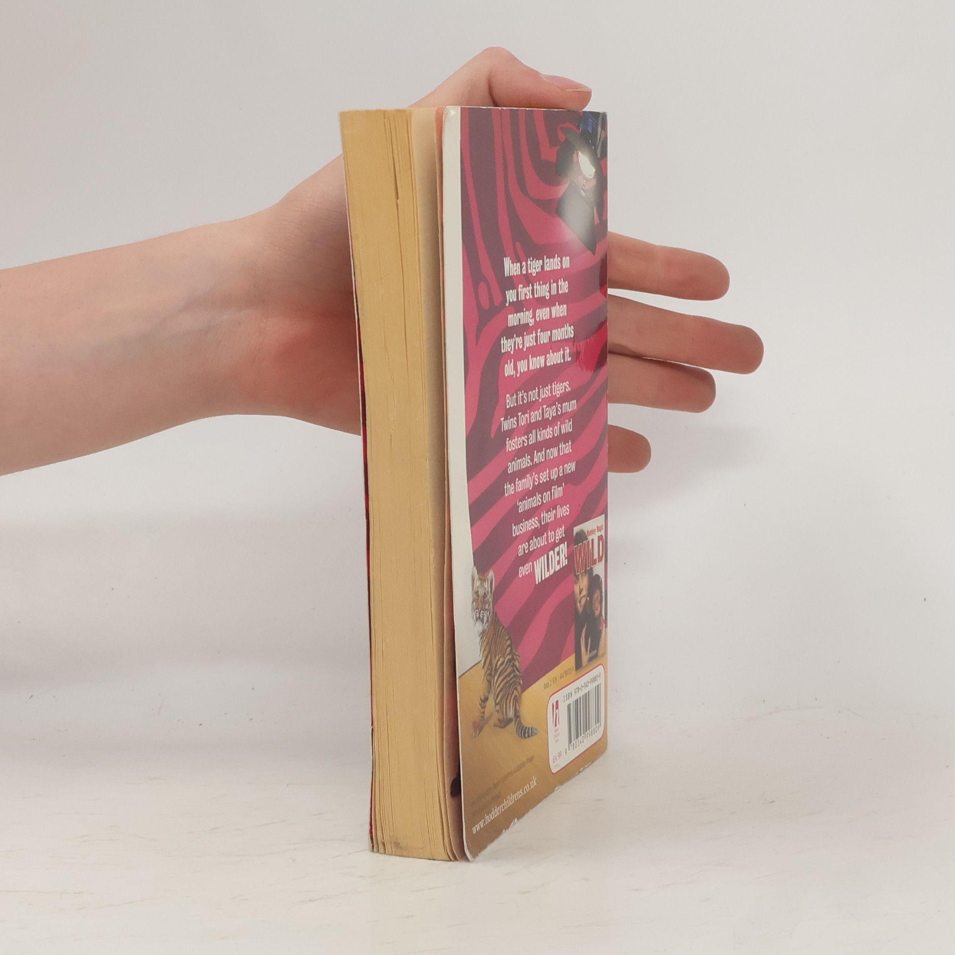 Lucy Courtenay Wild - 1: Tiger Trouble