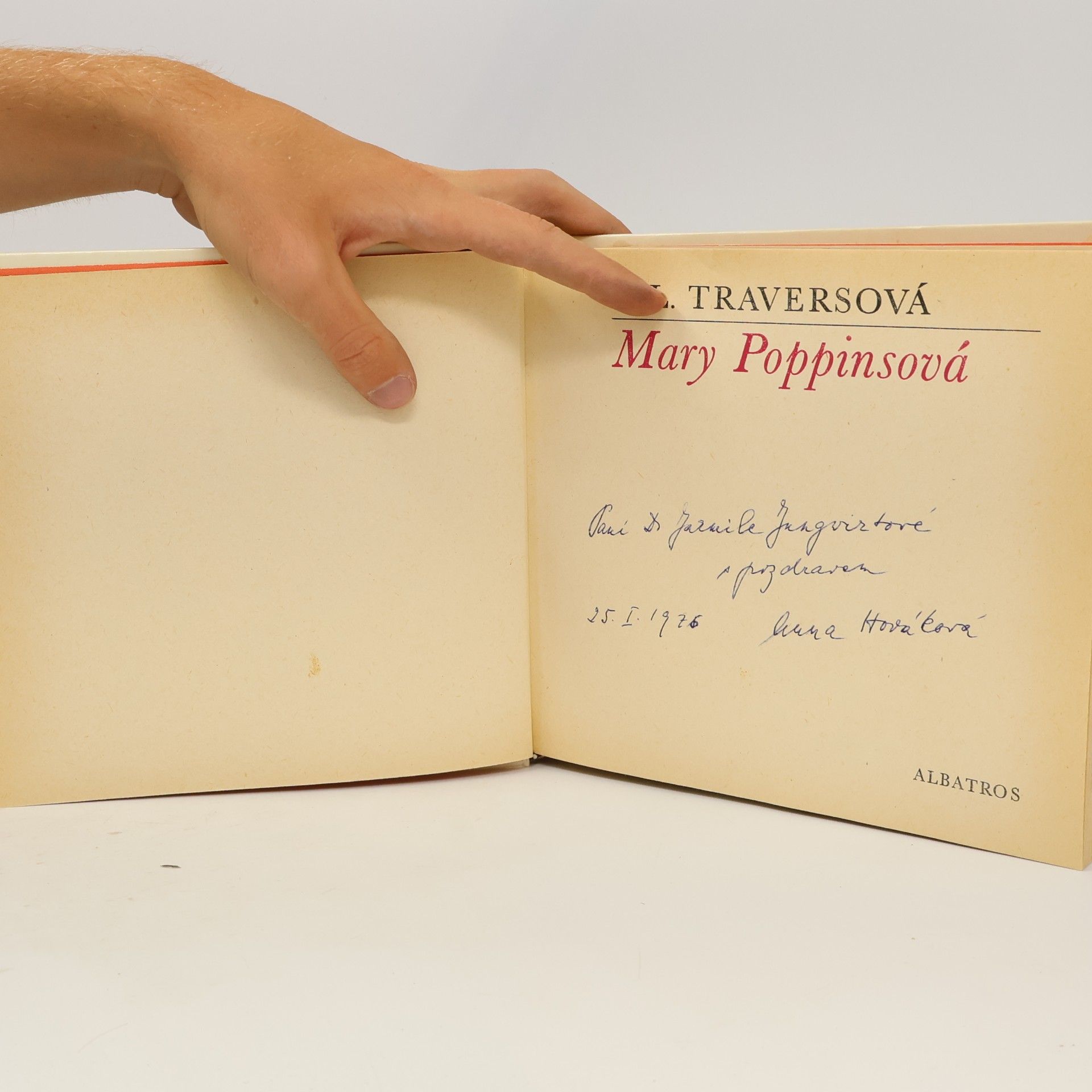 P. L. Travers Mary Poppinsová