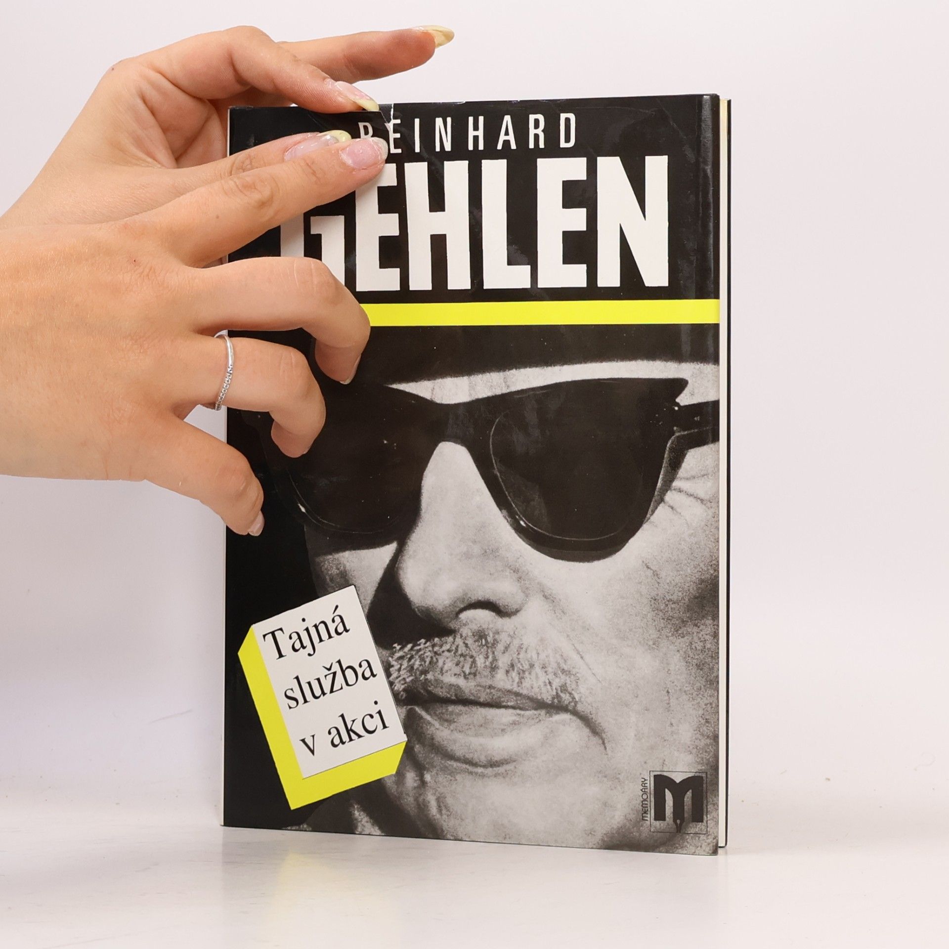 Reinhard Gehlen Tajná služba v akci : Vzpomínky z let 1942-1971