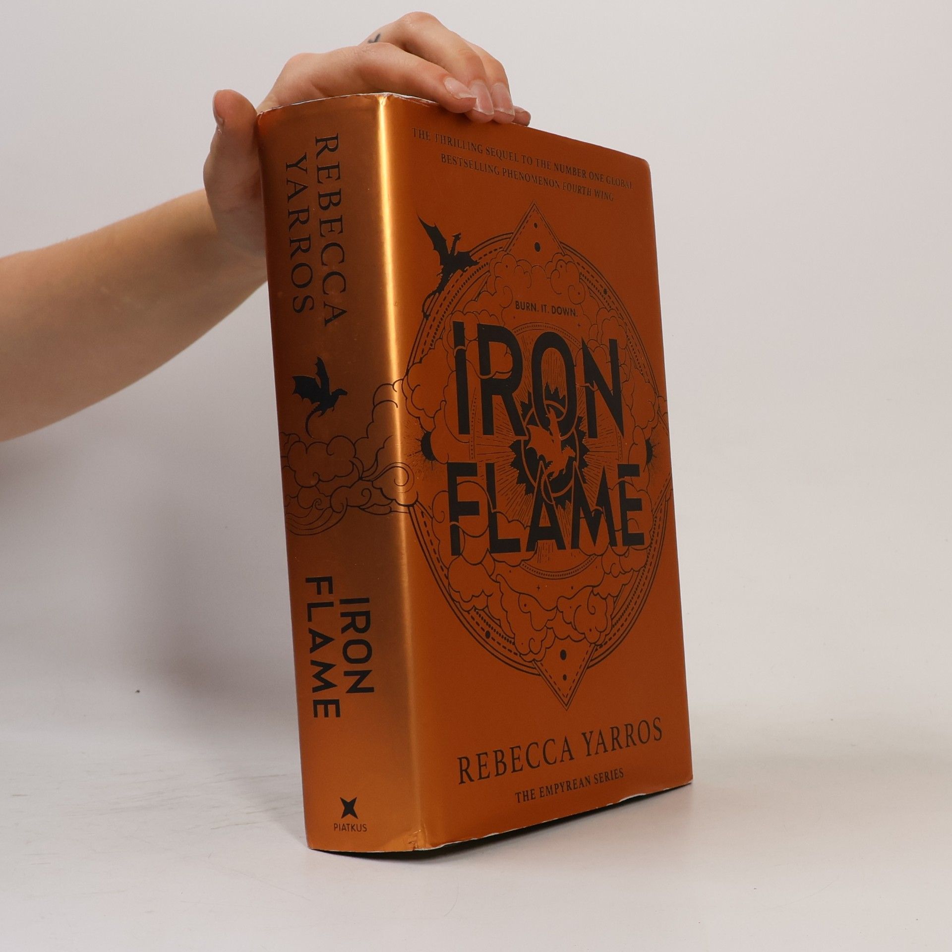 Rebecca Yarros Iron Flame