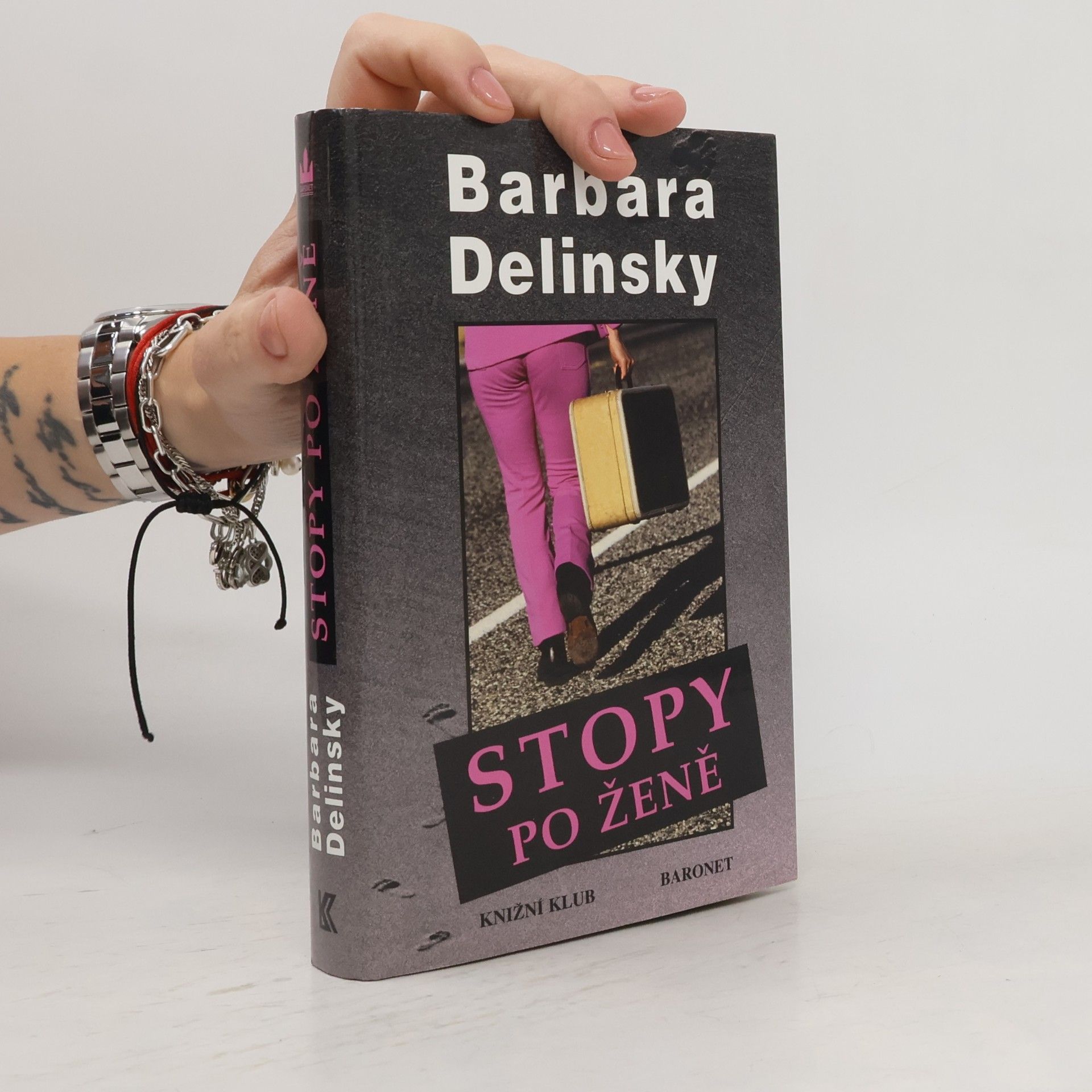 Barbara Delinsky Stopy po ženě