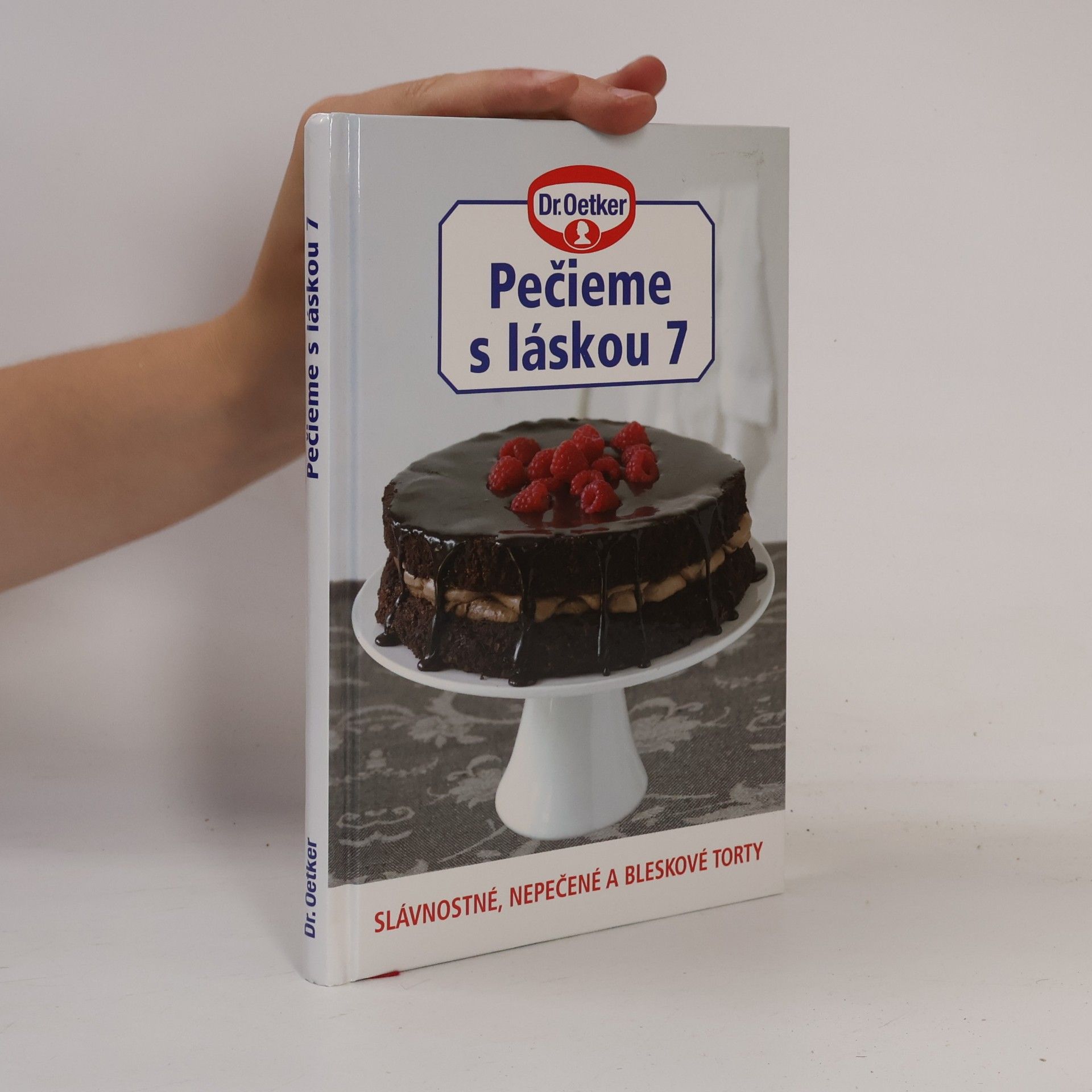 Slávnostné, nepečené a bleskové torty