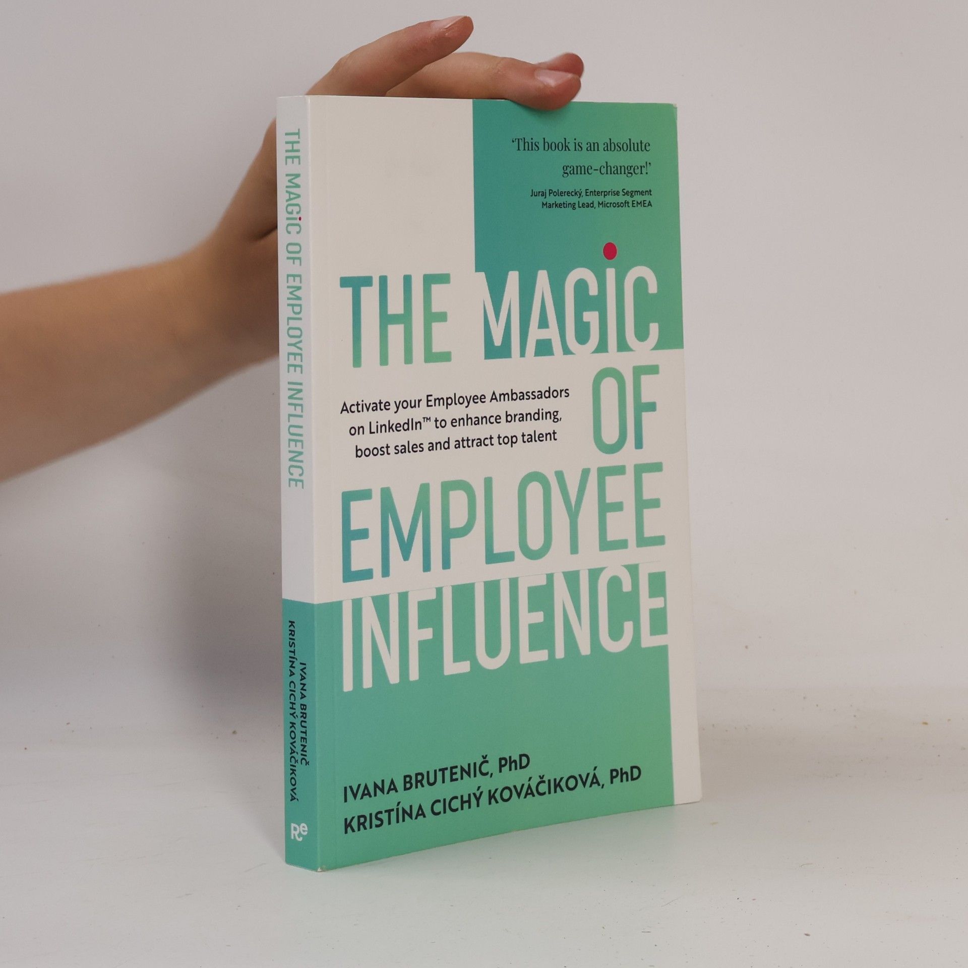 Kristína Cichý Kováčiková The Magic of Employee Influence