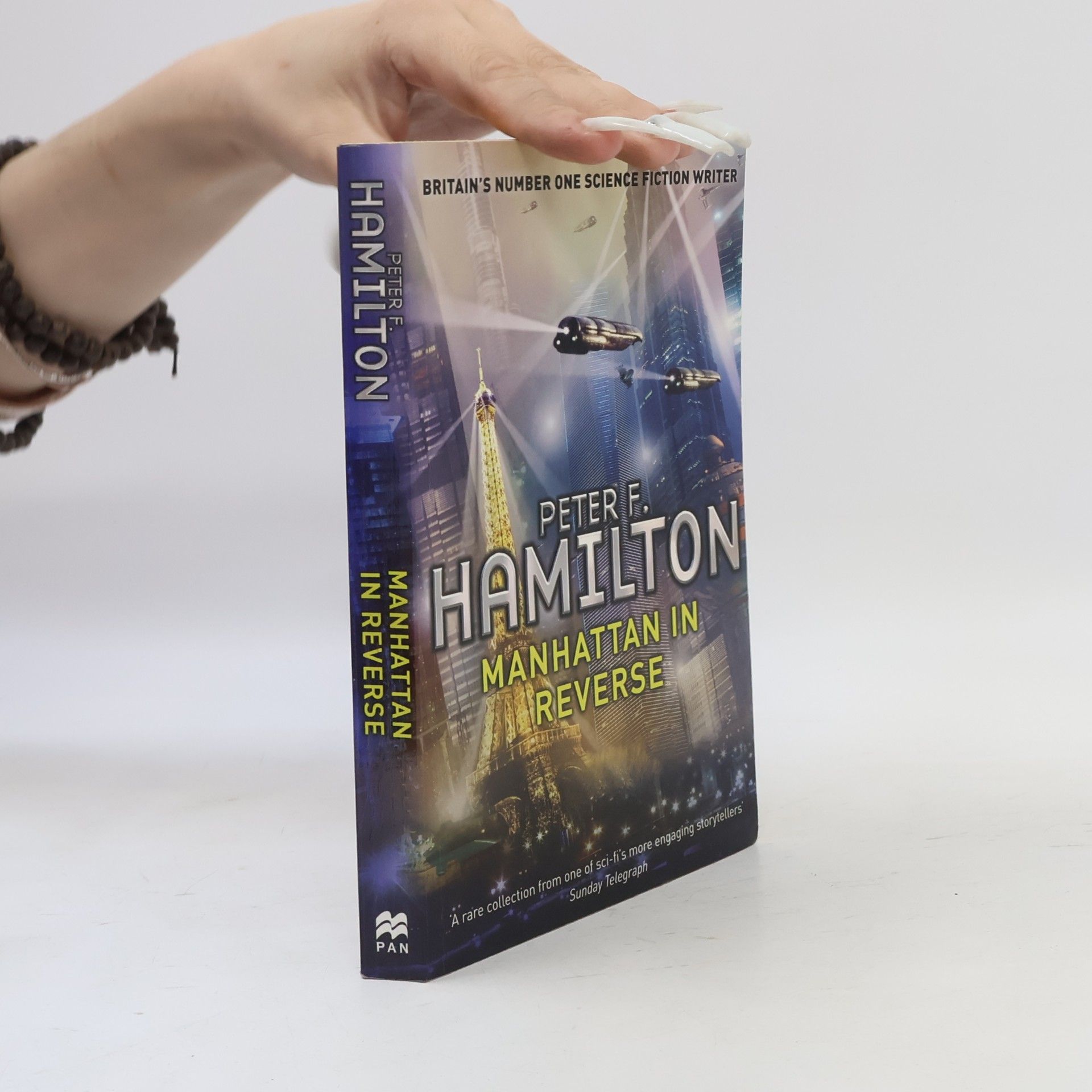 Peter F. Hamilton Manhattan in Reverse