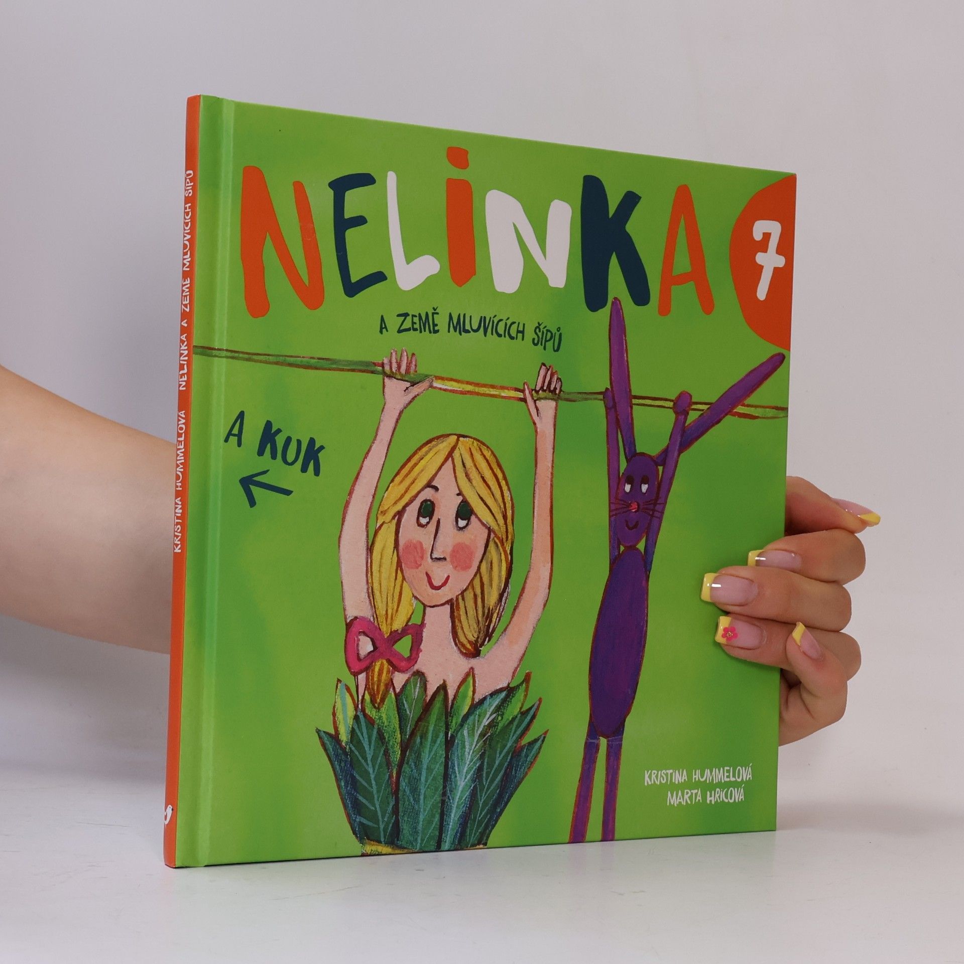 Kristina Hummelová Nelinka a Země mluvících šípů