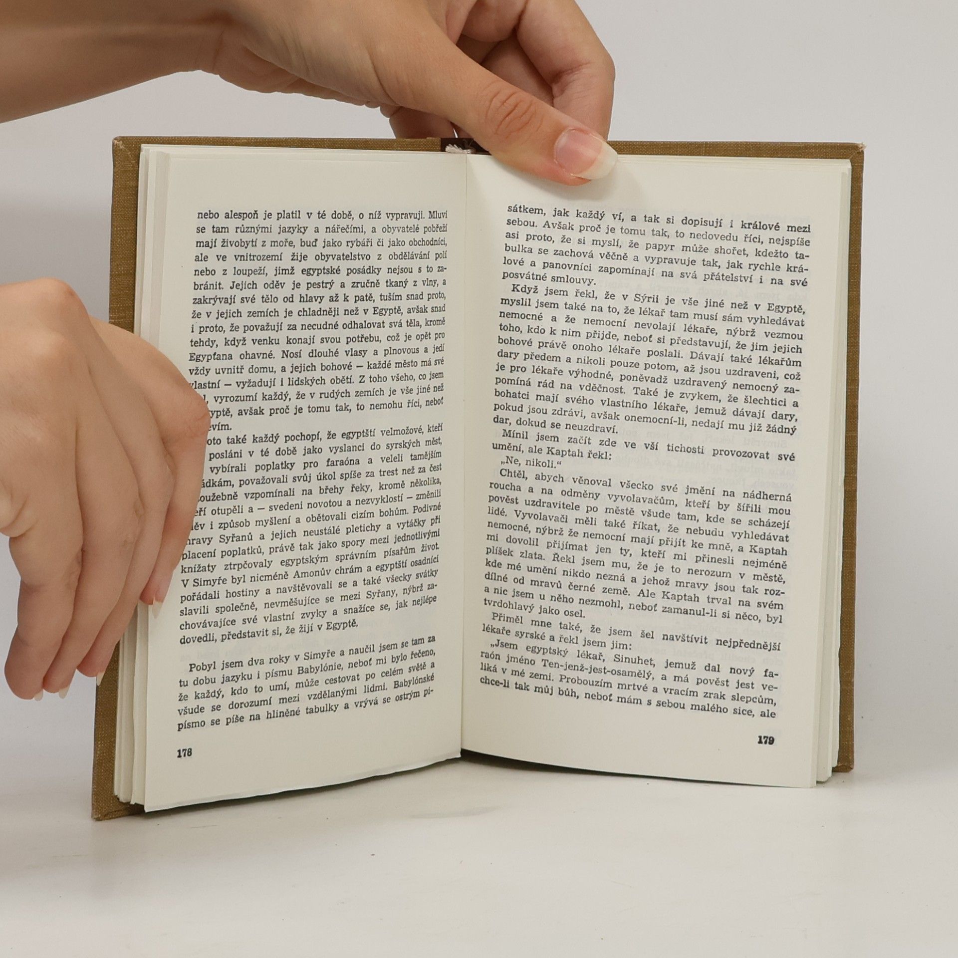 Mika Waltari Egypťan Sinuhet I.