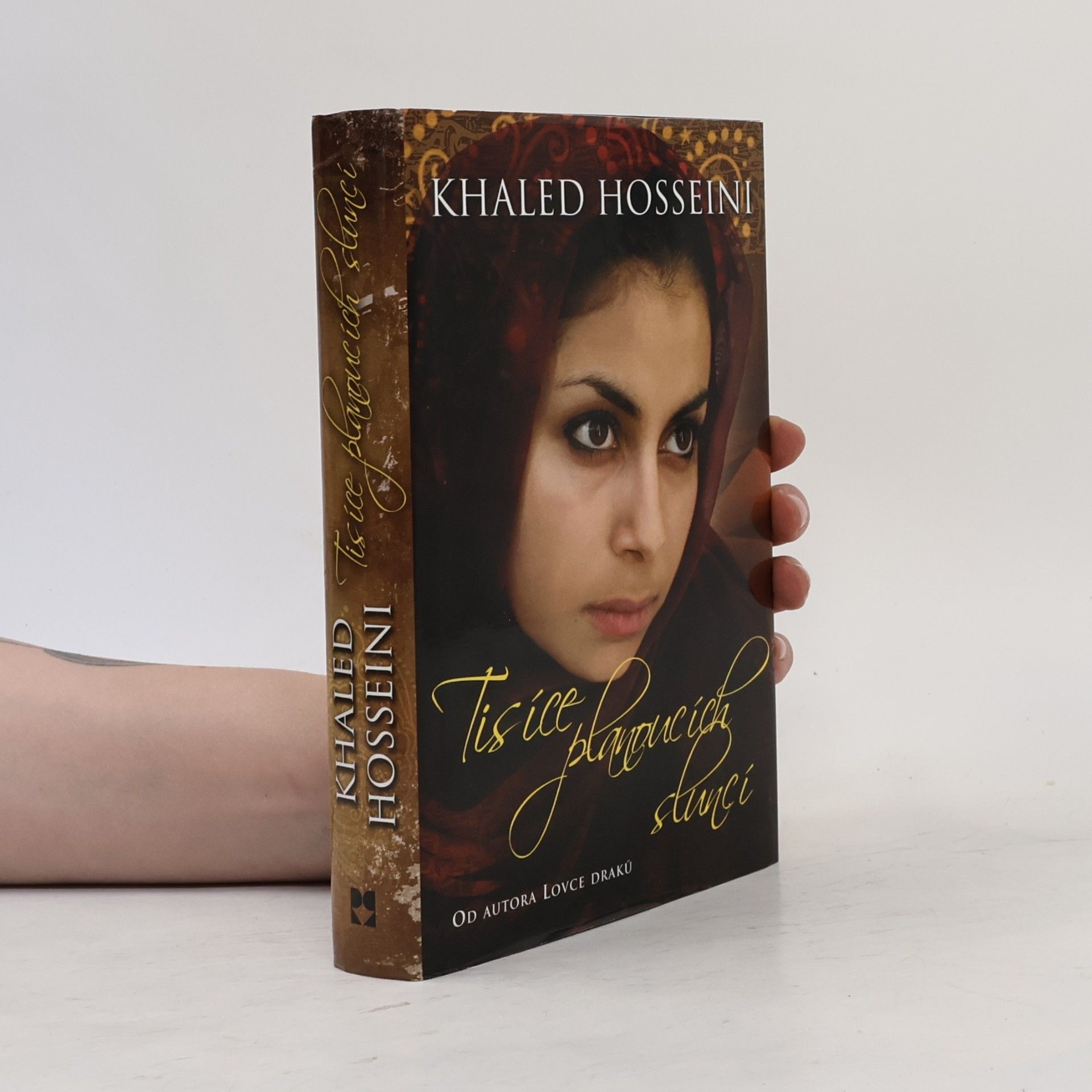 Khaled Hosseini Tisíce planoucích sluncí
