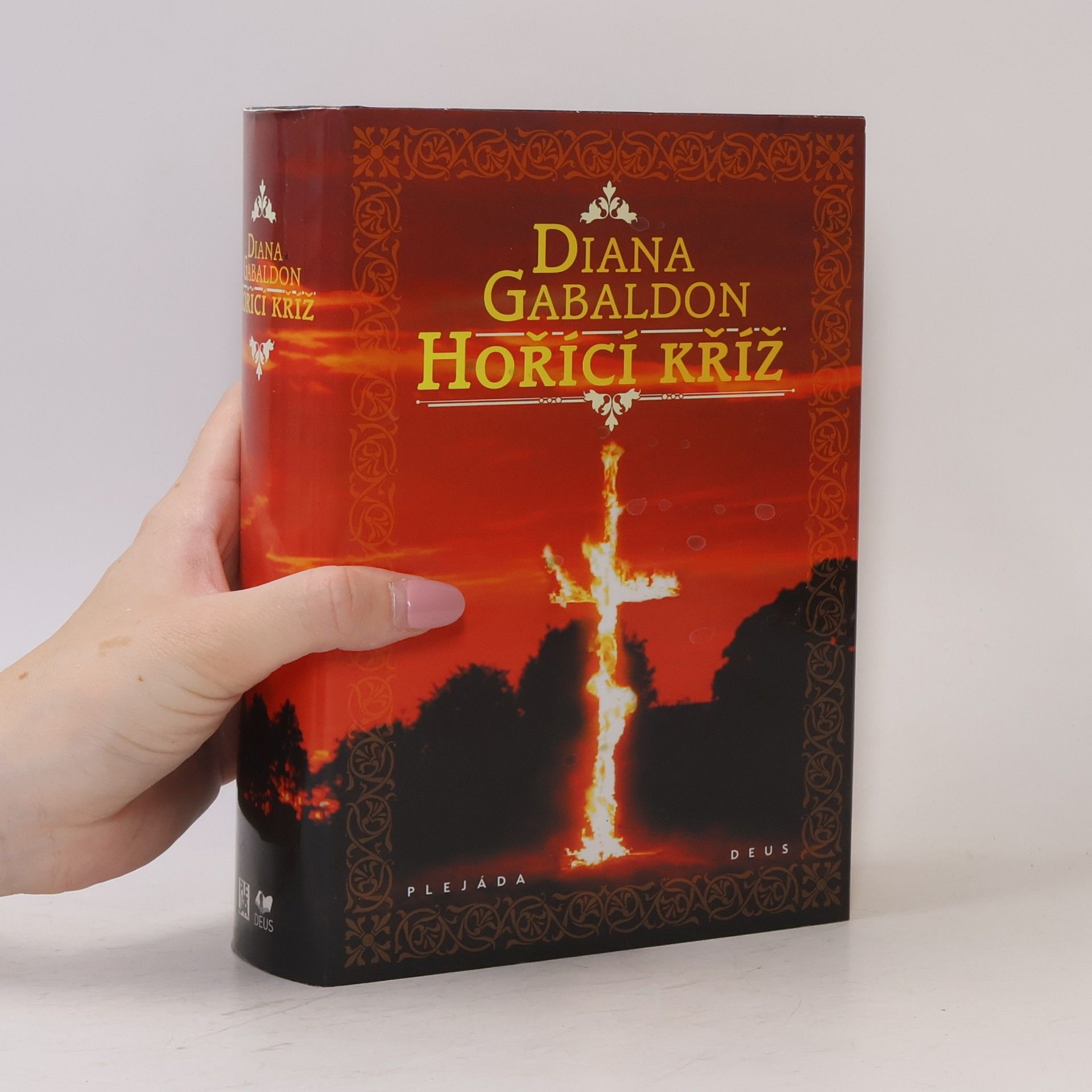 Diana Gabaldon Hořící kříž