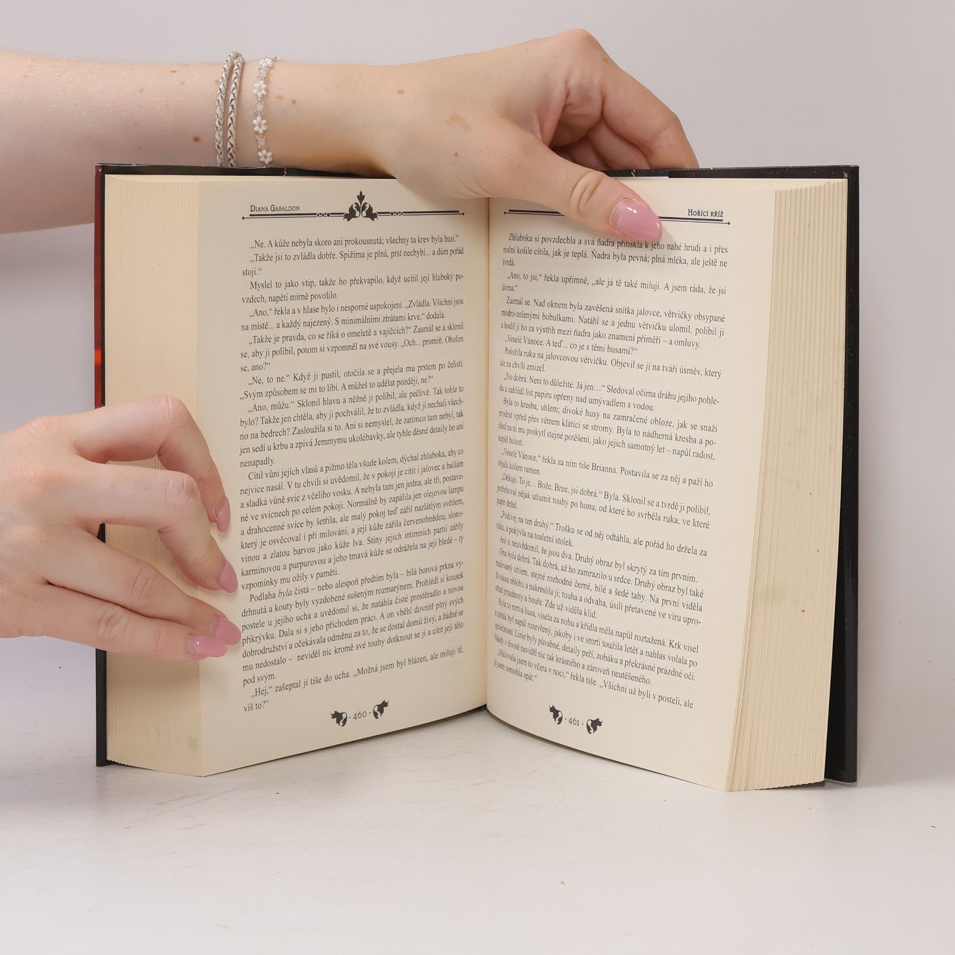 Diana Gabaldon Hořící kříž