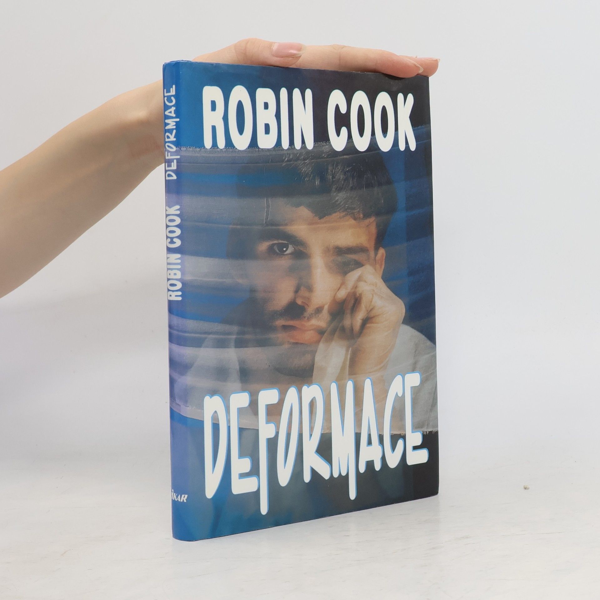 Robin Cook Deformace