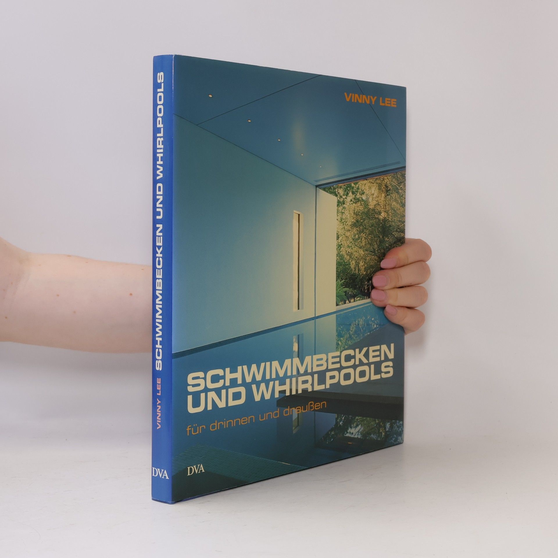 Vinny Lee Schwimmbecken und Whirlpools für drinnen und draußen