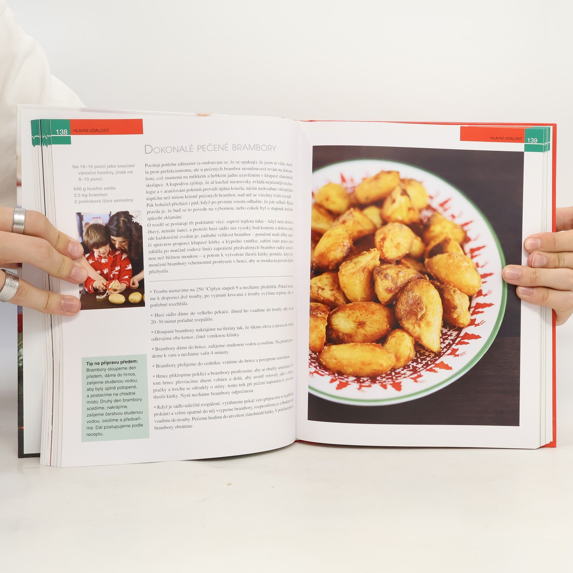 Nigella Lawson Vánoce s Nigellou. Sváteční pokrmy pro rodinu a přátele