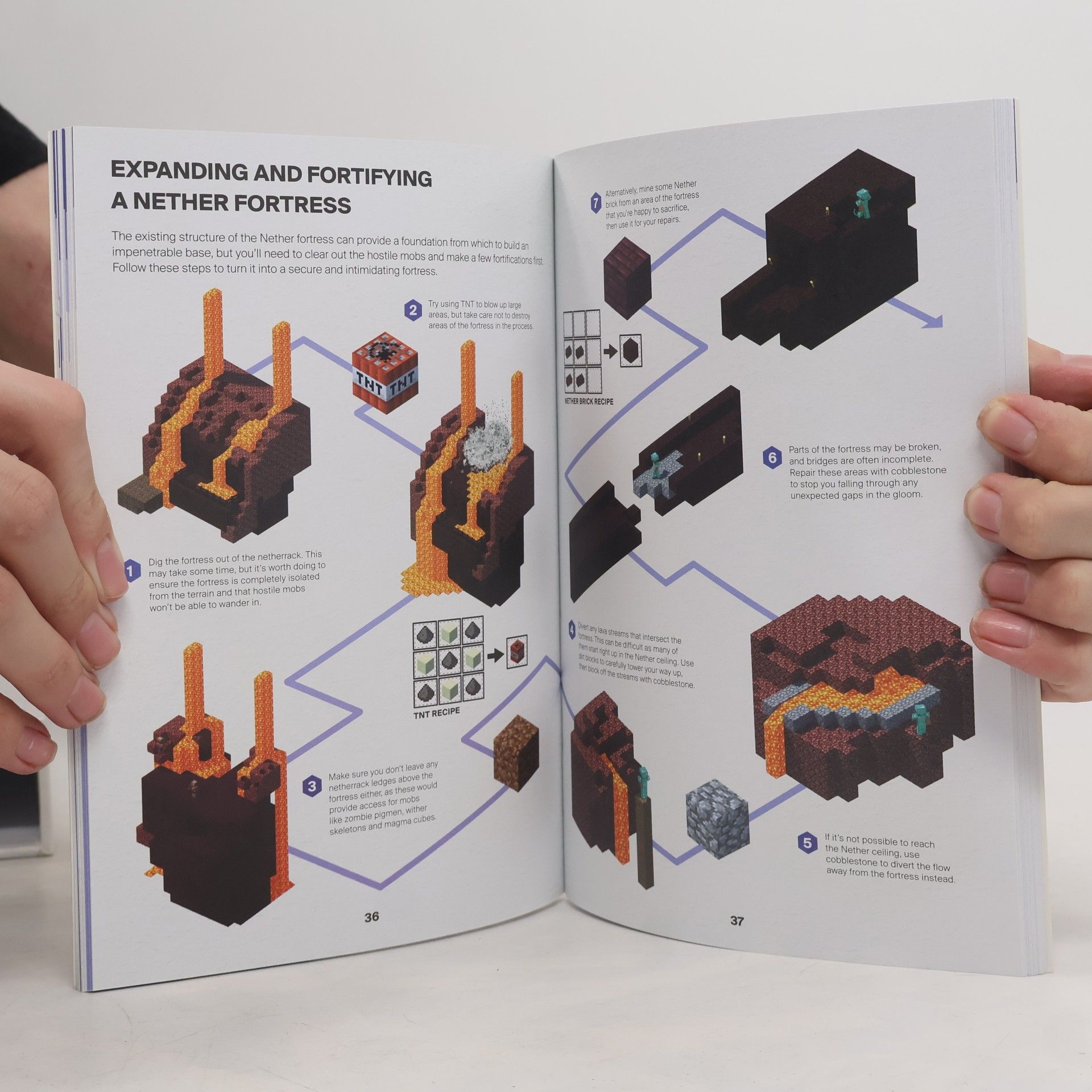 Mojang AB Minecraft: Guide Collection 4-Book Boxed Set: Exploration; Creative; Redstone; The Nether & the End