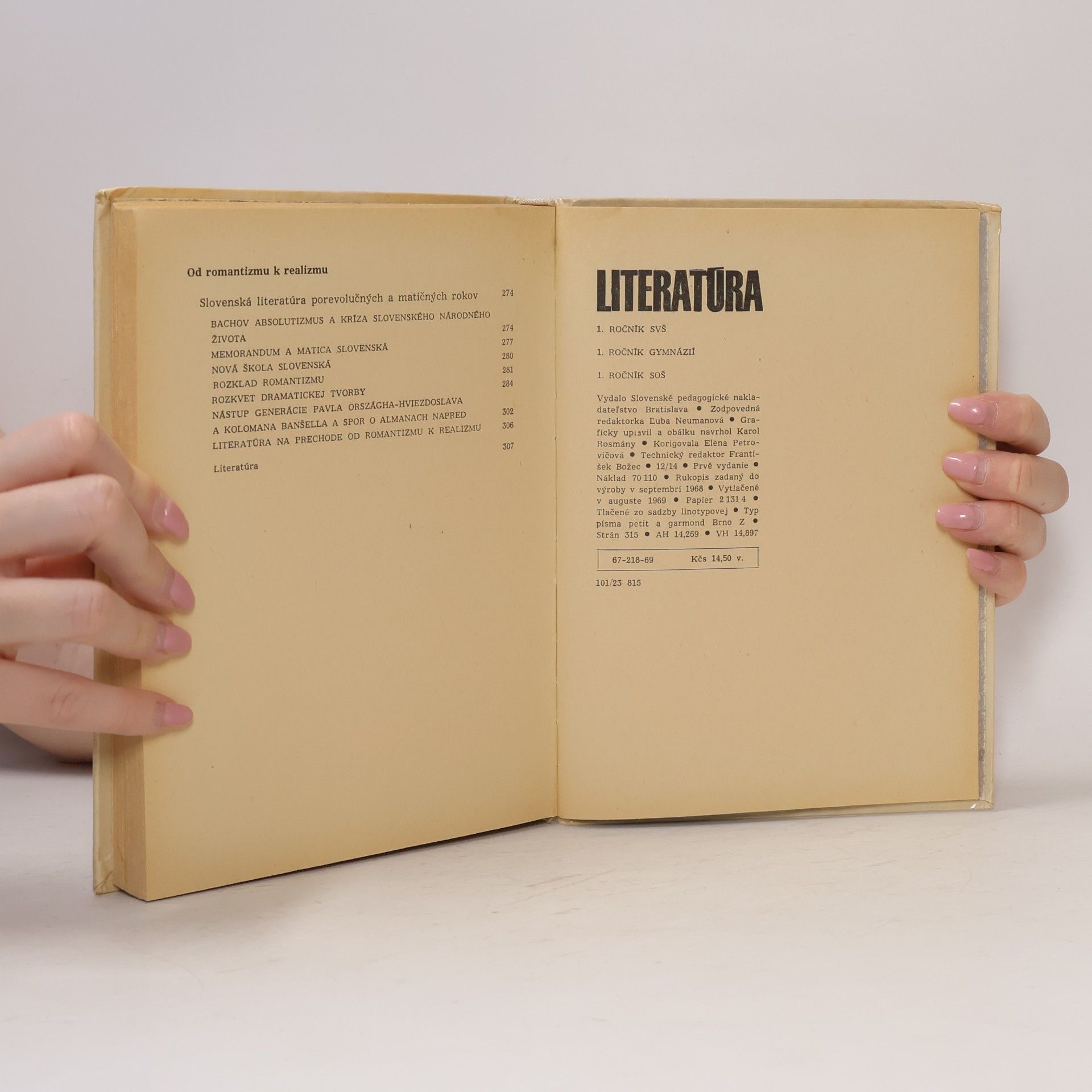 Collectif d'auteurs Literatúra 1