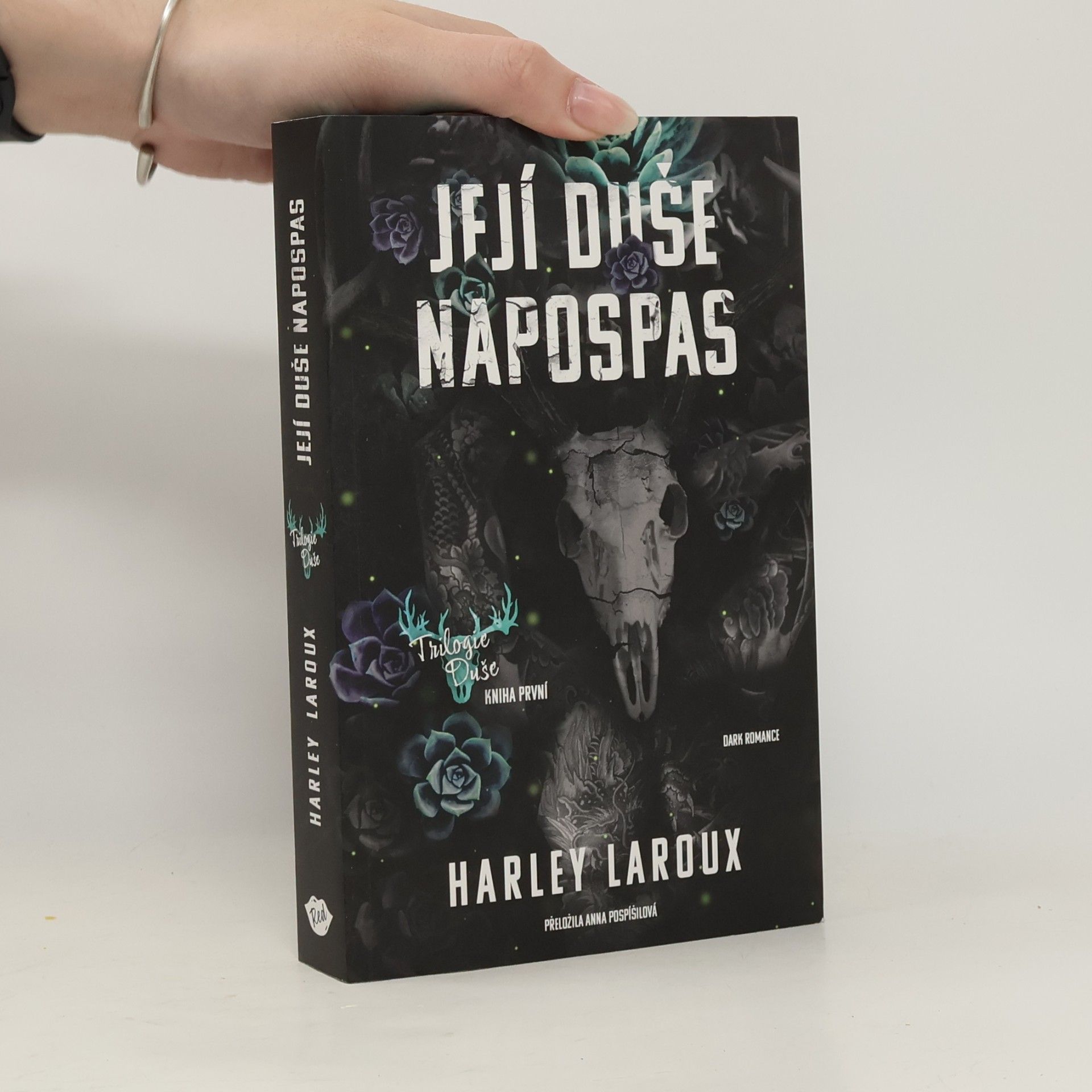 Harley Laroux Její duše napospas