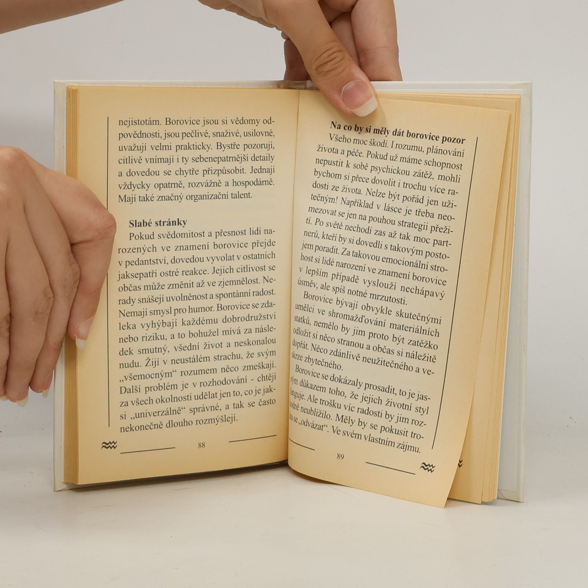 Peter M. Jolin Vodnář : Křížem krážem zvěrokruhem
