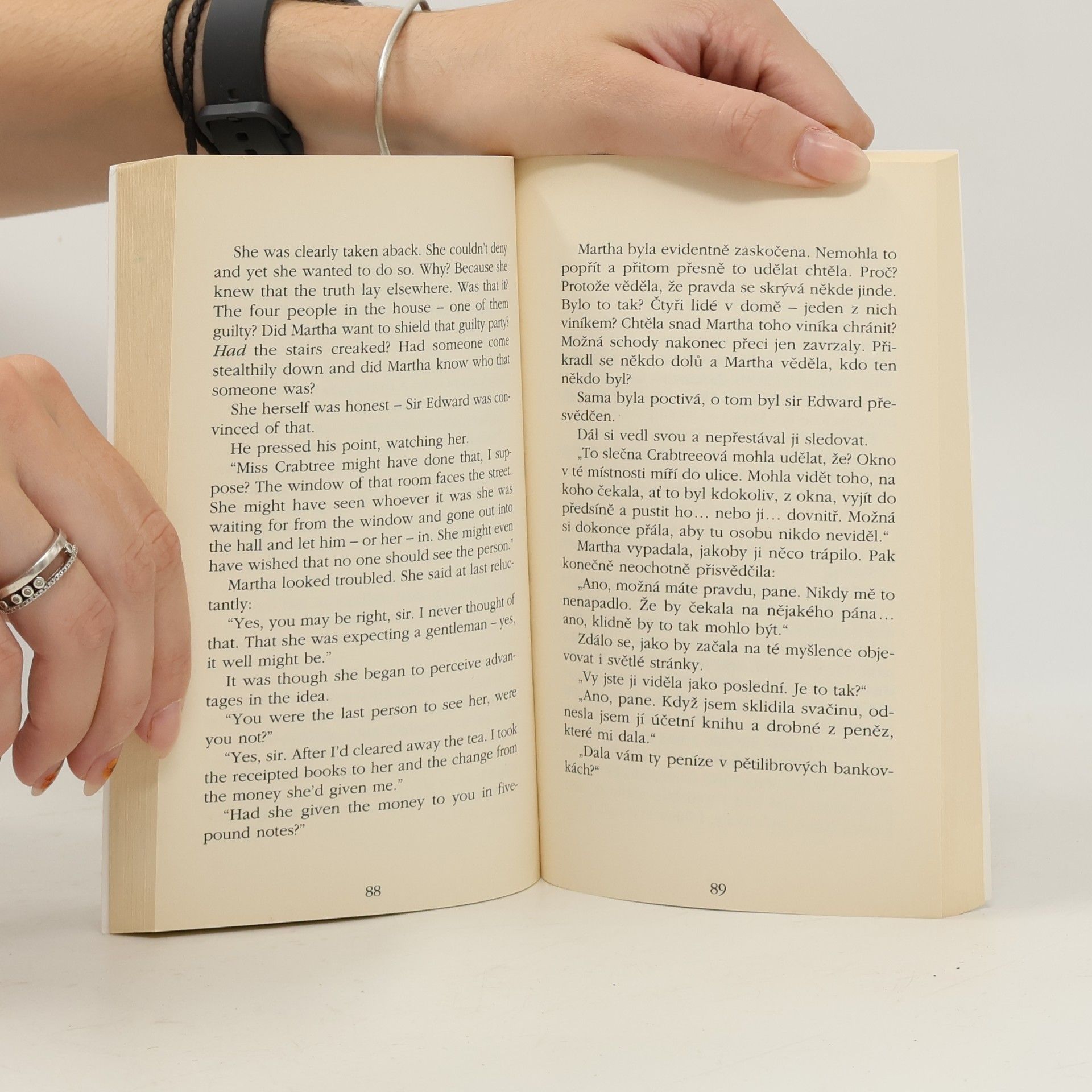 Agatha Christie Dvojí hřích / Double Sin