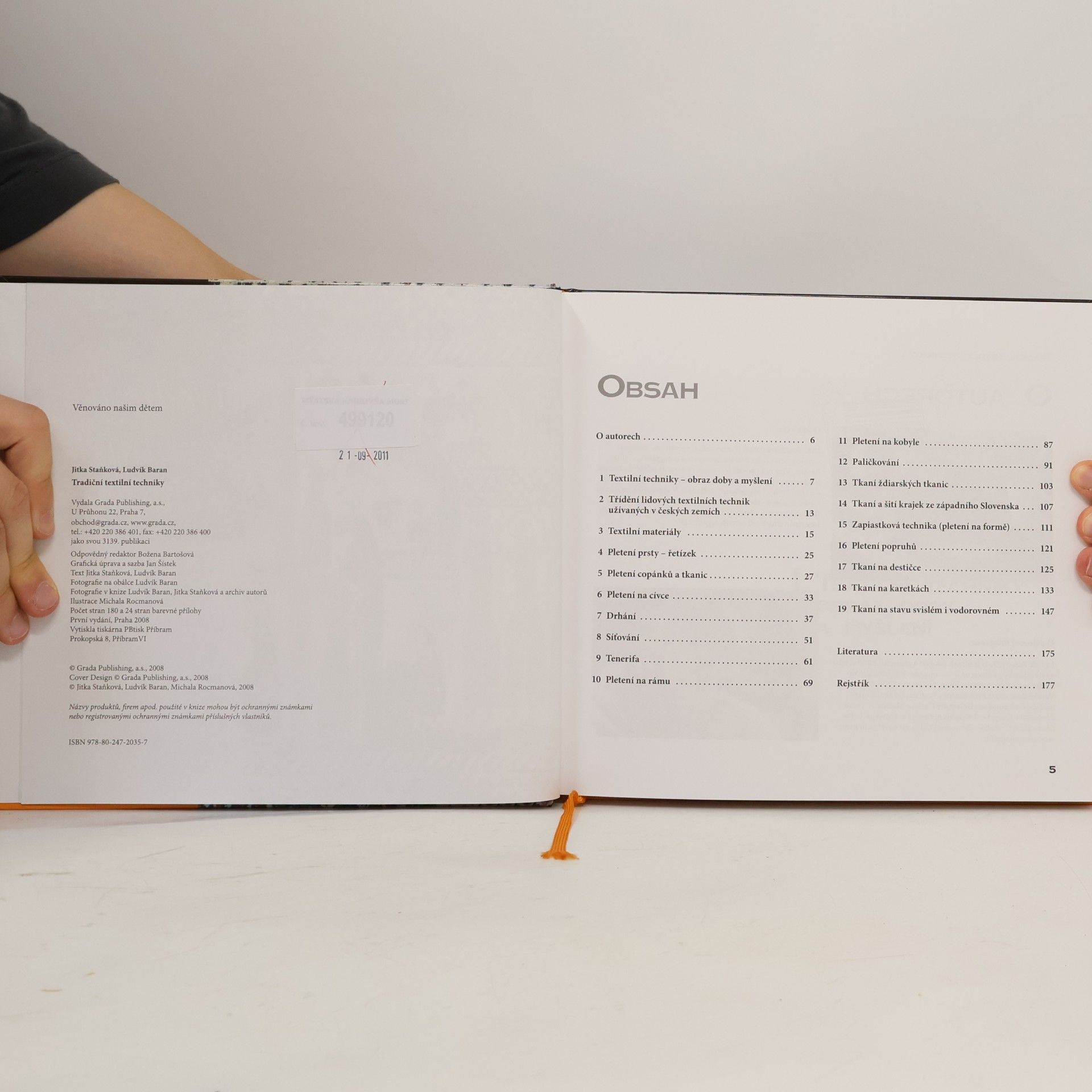 Jitka Staňková Tradiční textilní techniky