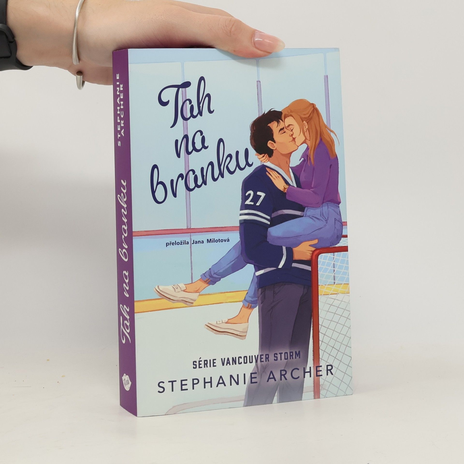 Stephanie Archer Tah na branku