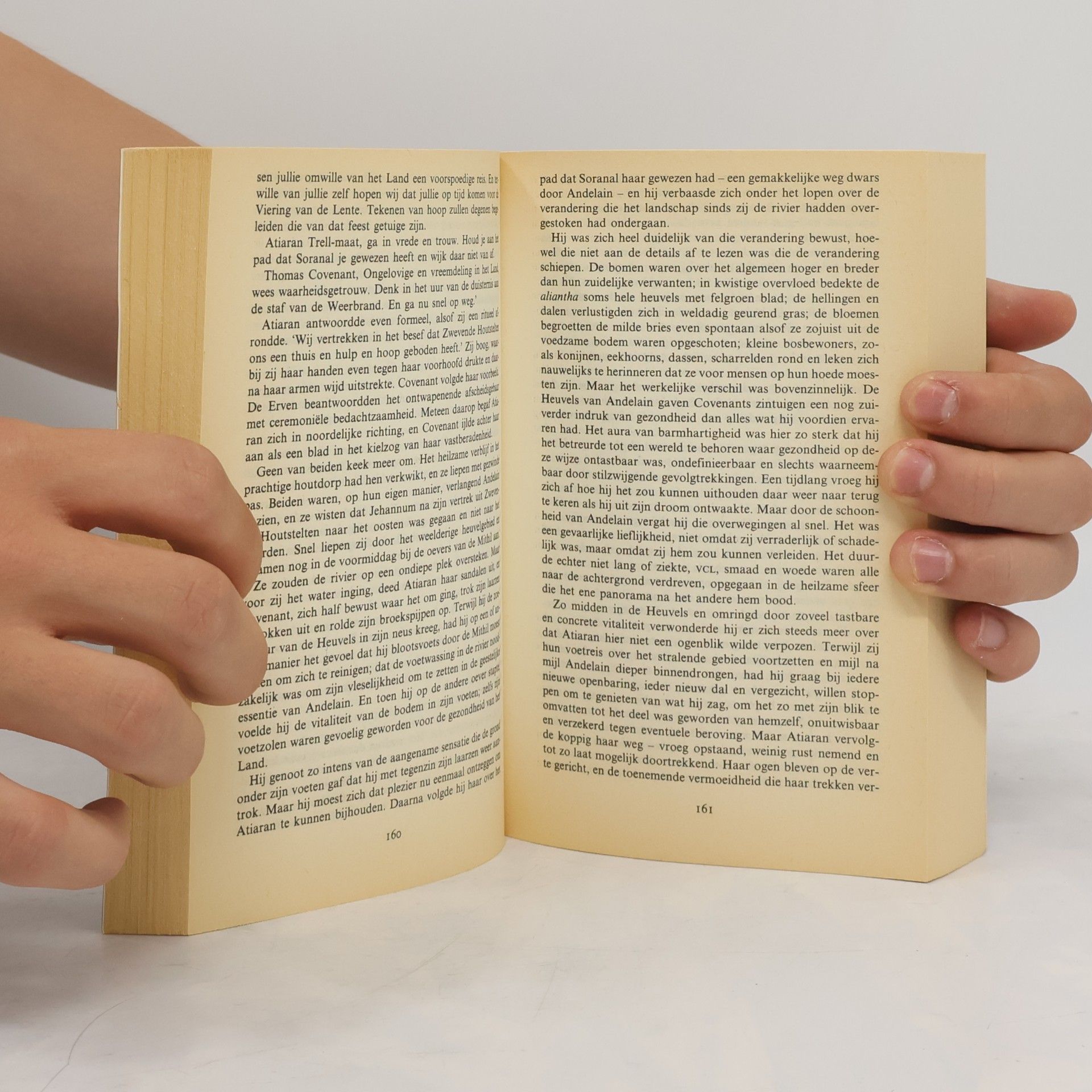 Stephen R. Donaldson De kronieken van Thomas Covenant, de Ongelovige - 1: De vloek van heer Veil