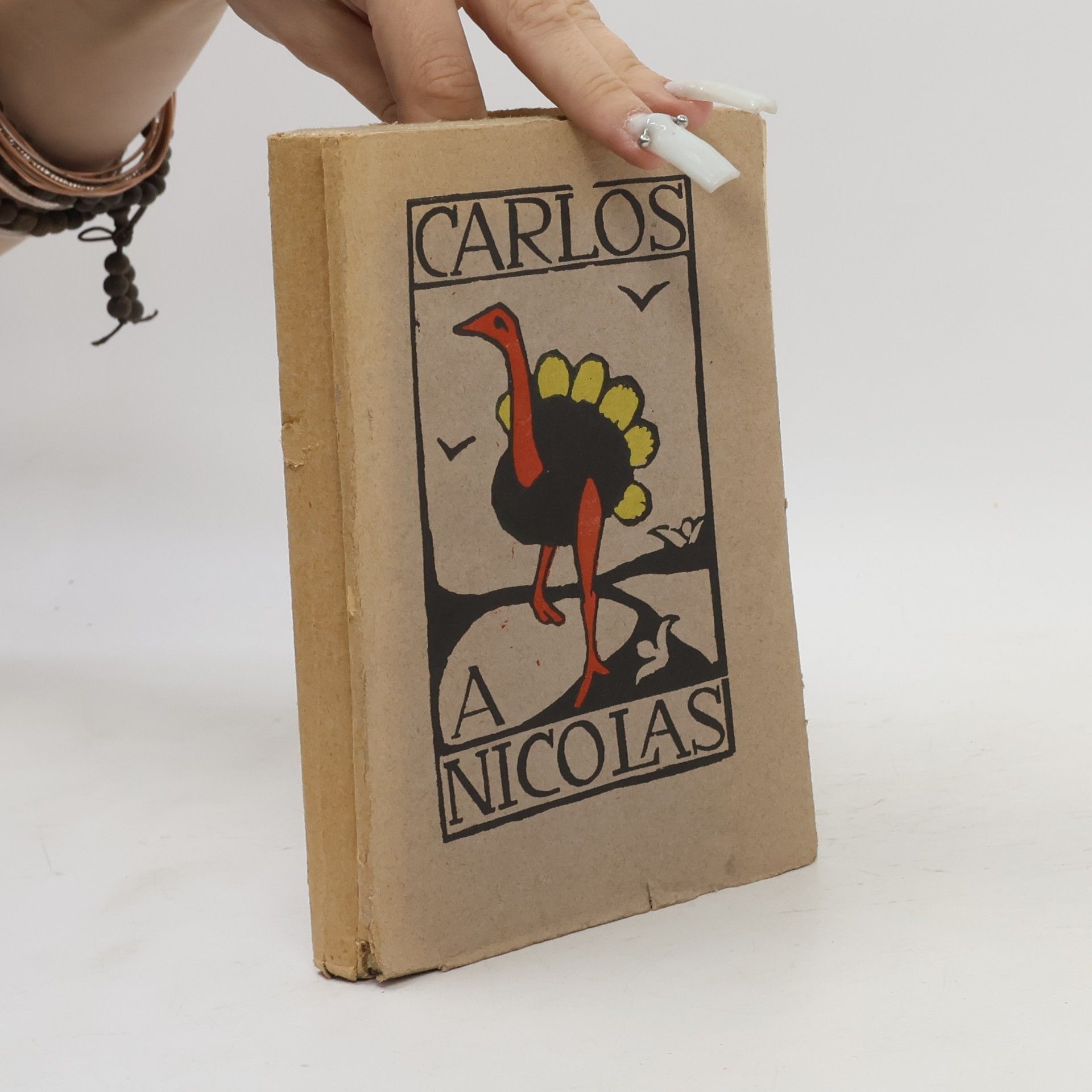 Carlos a Nicolás