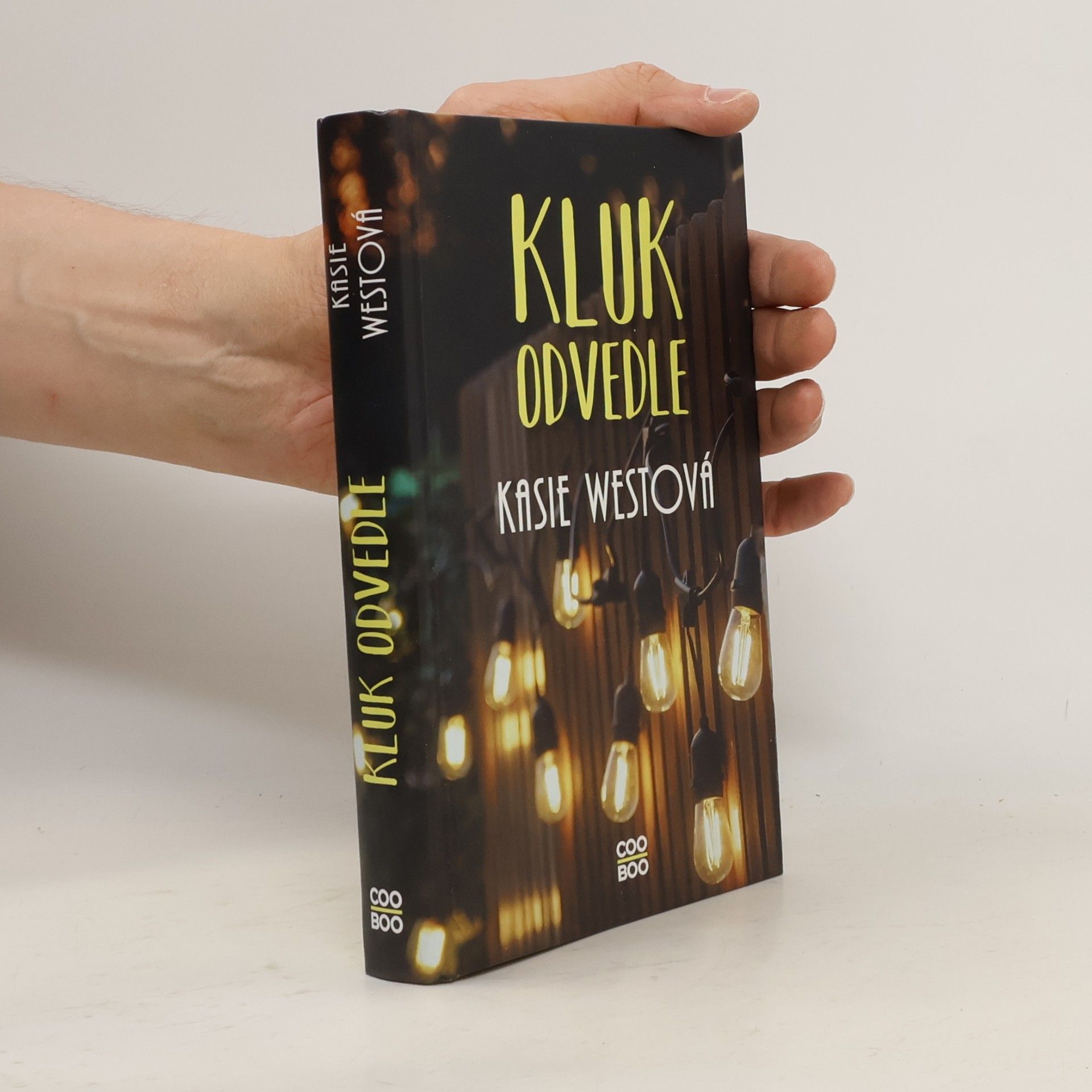 Kasie West Kluk odvedle
