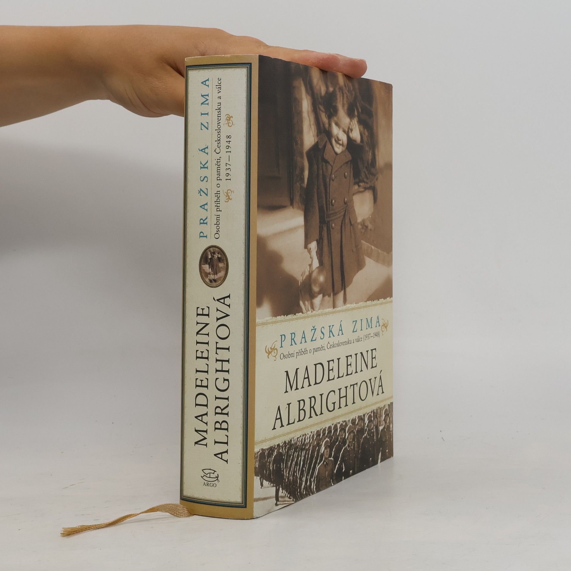 Madeleine Albright Pražská zima