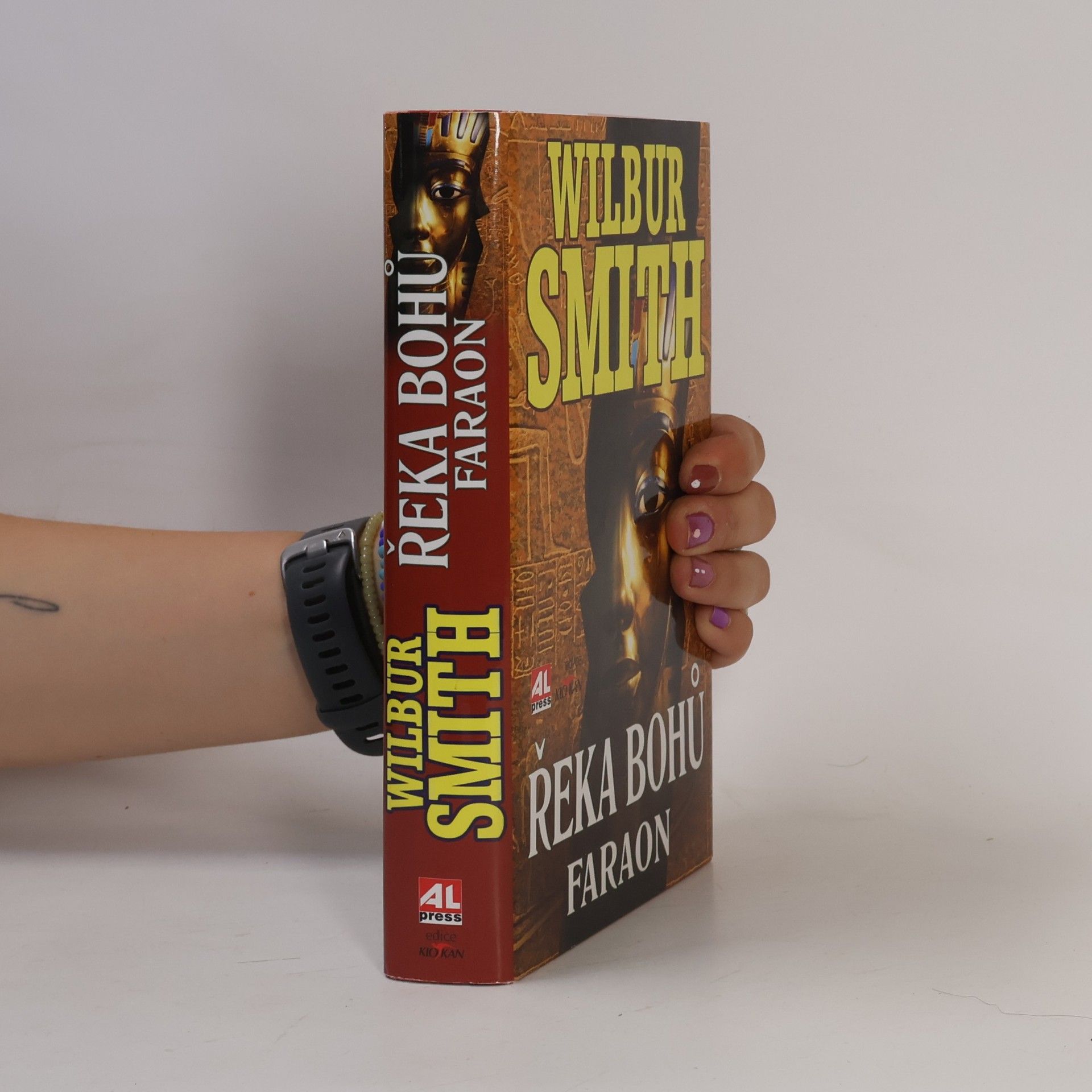 Wilbur Smith Řeka bohů 6. Faraon