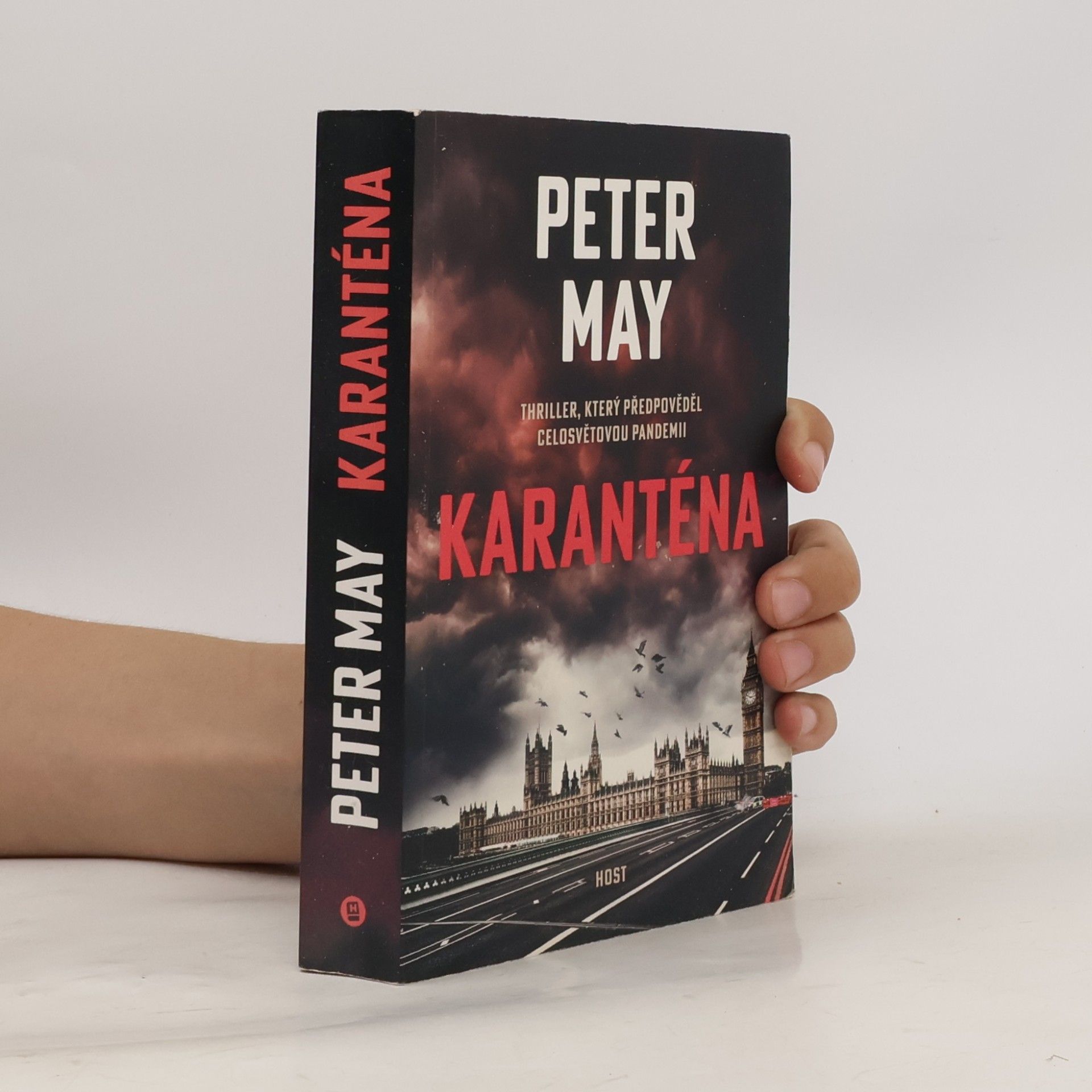 Peter May Karanténa