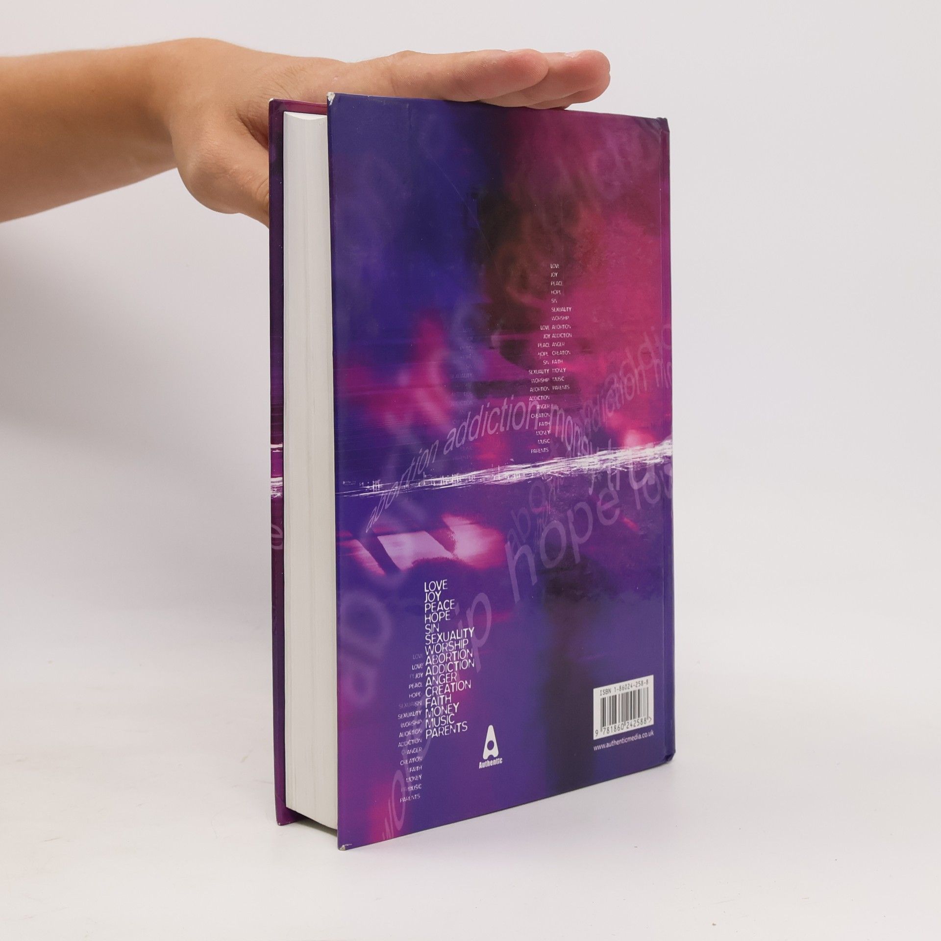 AA.VV. Youth Bible