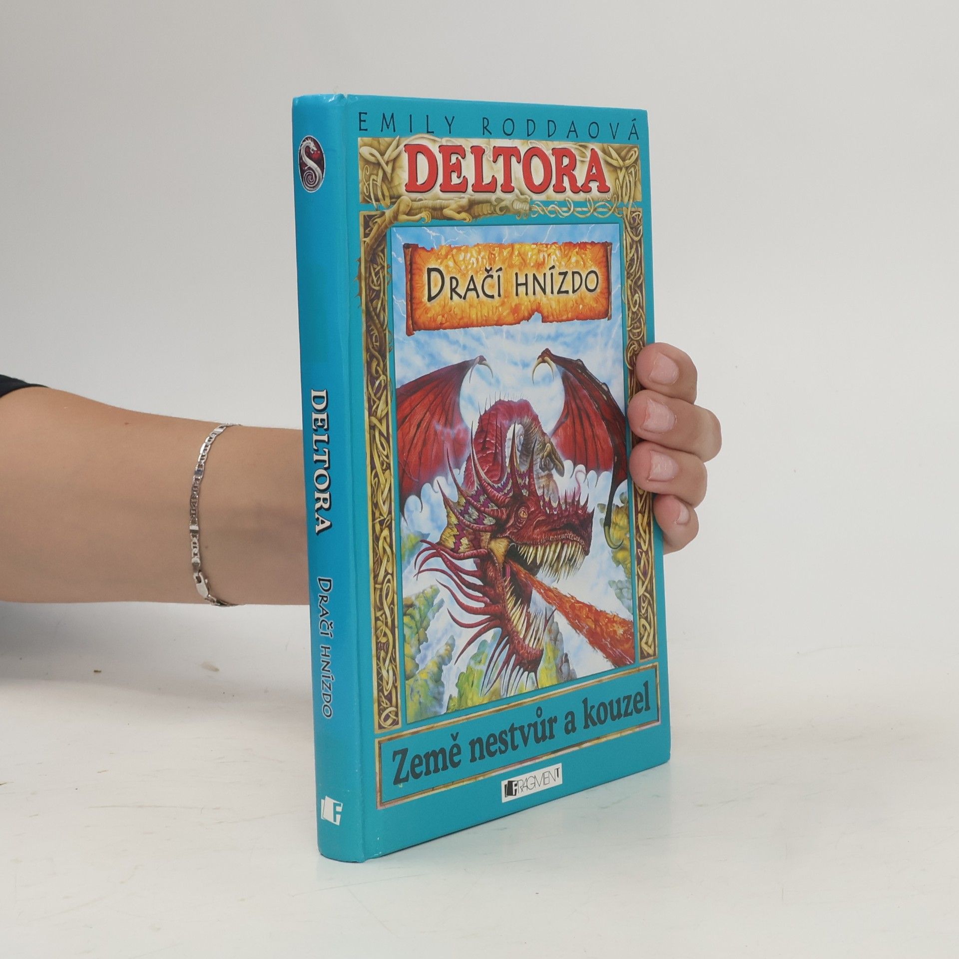 Emily Rodda Dračí hnízdo. Deltora