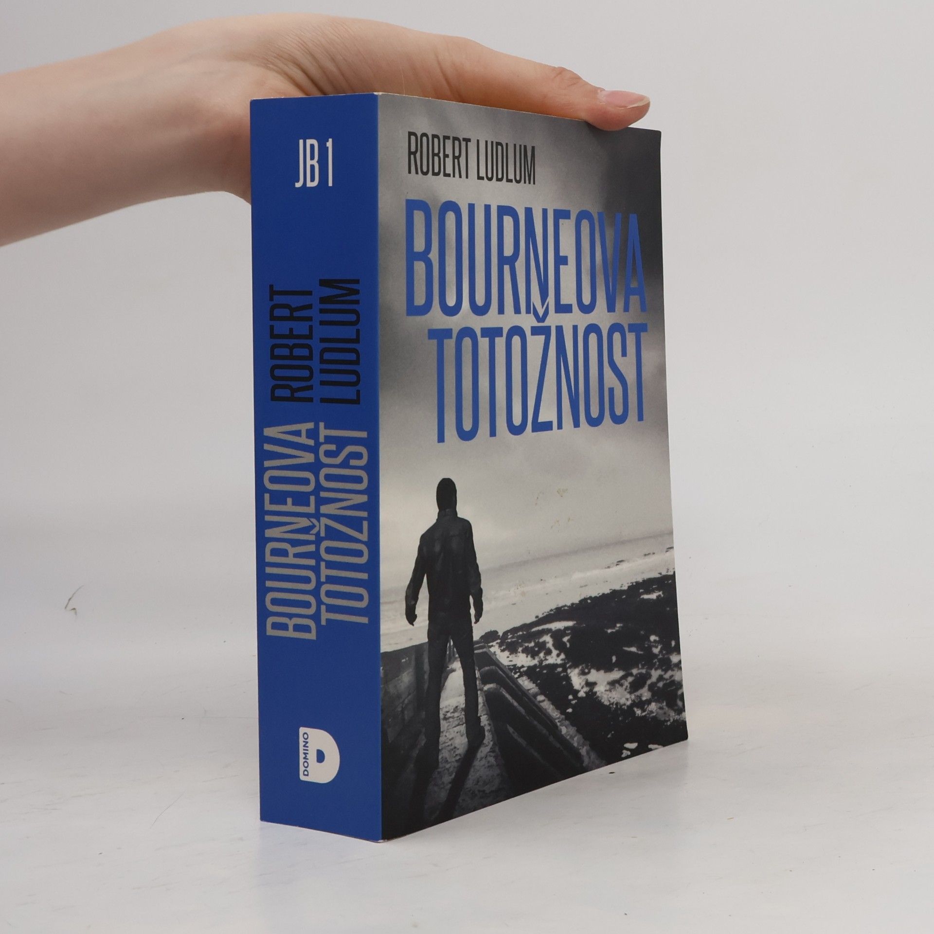 Robert Ludlum Bourneova totožnost