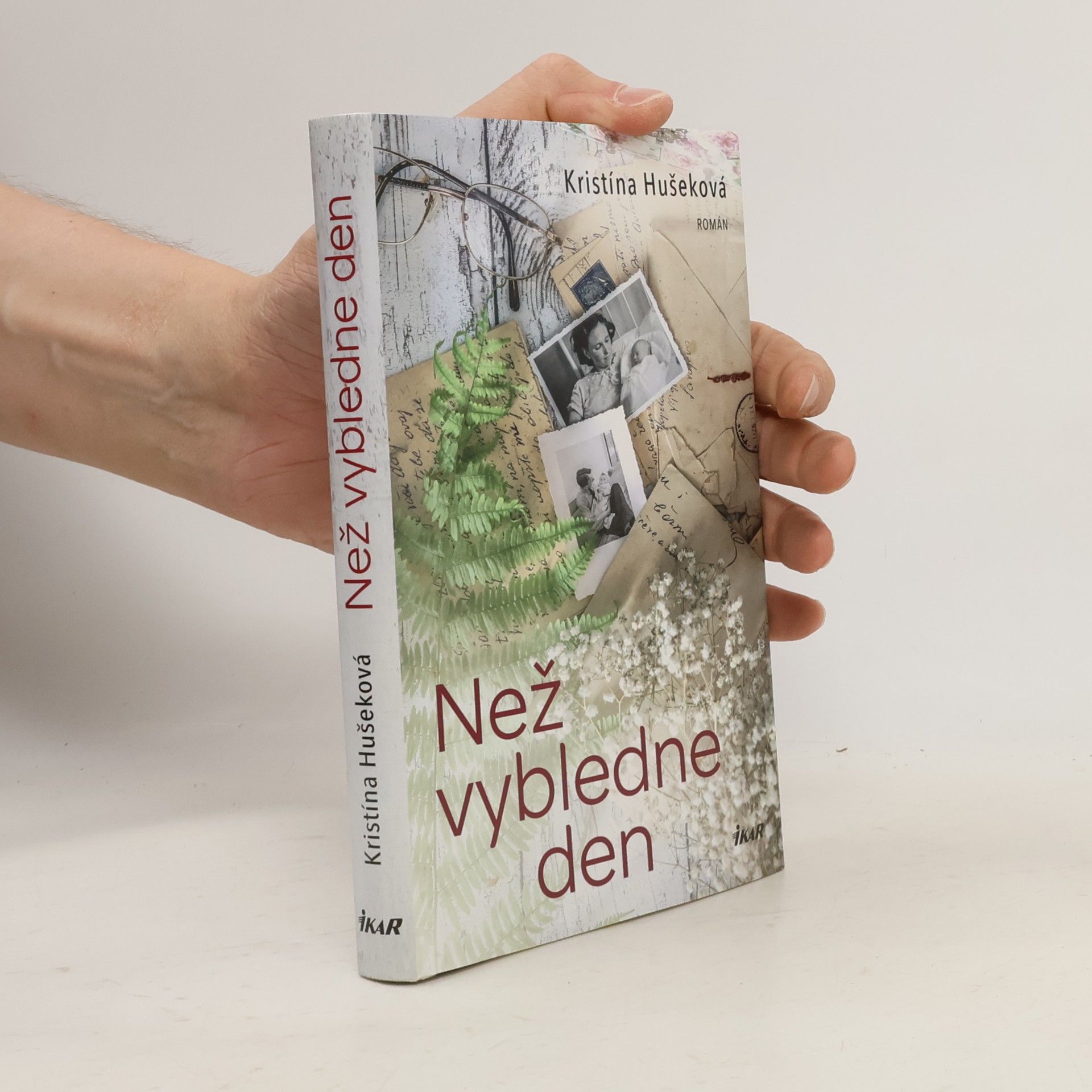 Kristína Hušeková Než vybledne den