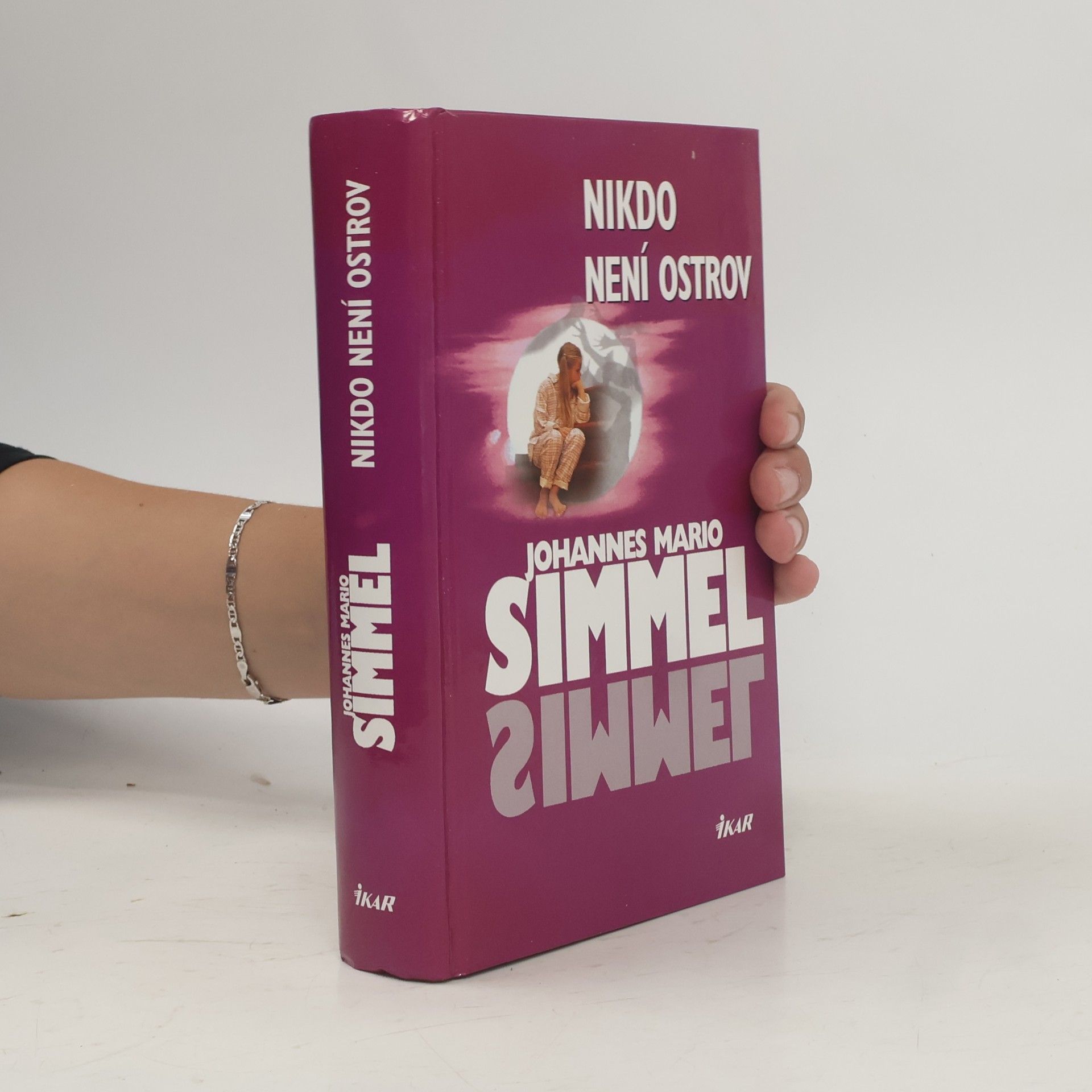 Johannes Mario Simmel Nikdo není ostrov