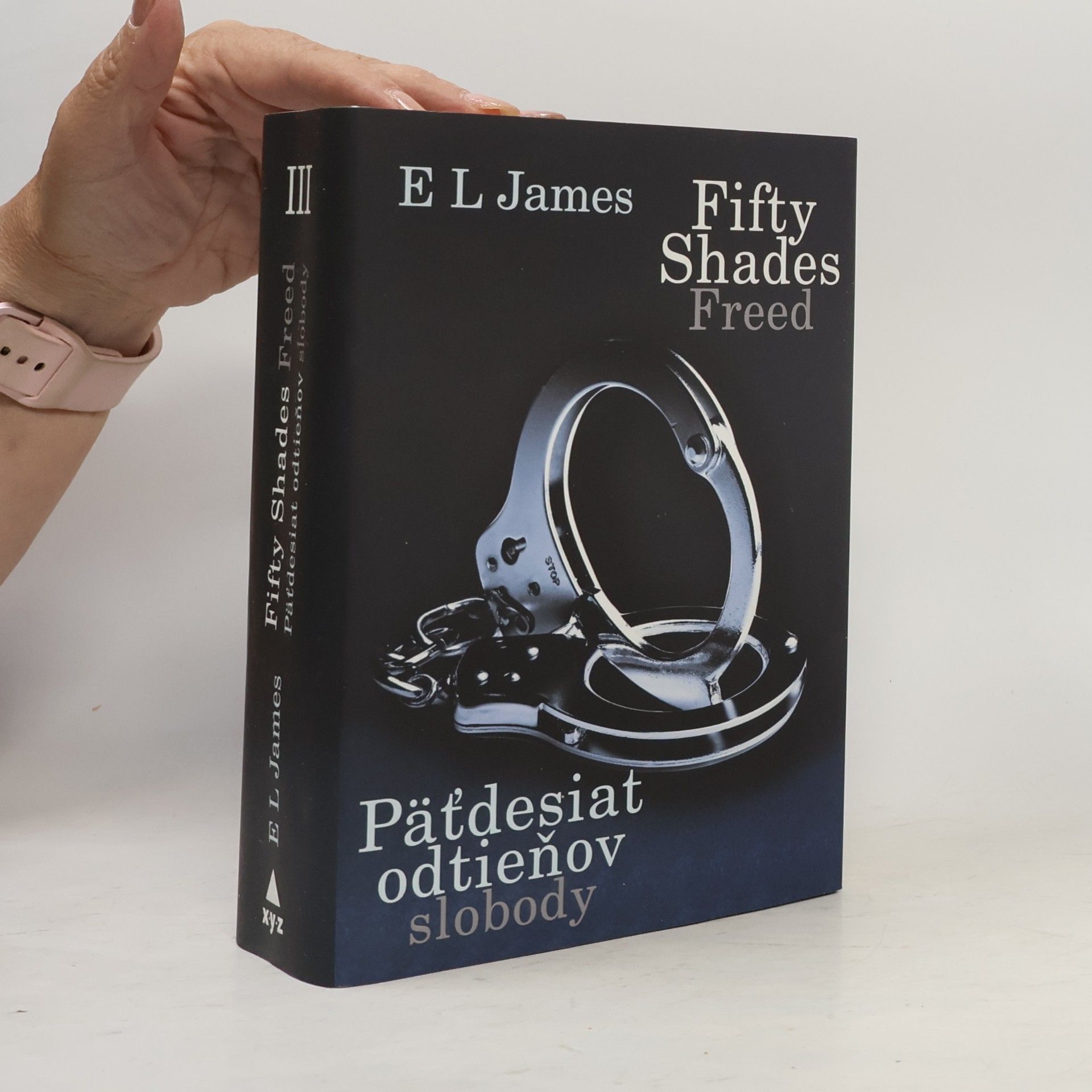 E L James Päťdesiat odtieňov slobody