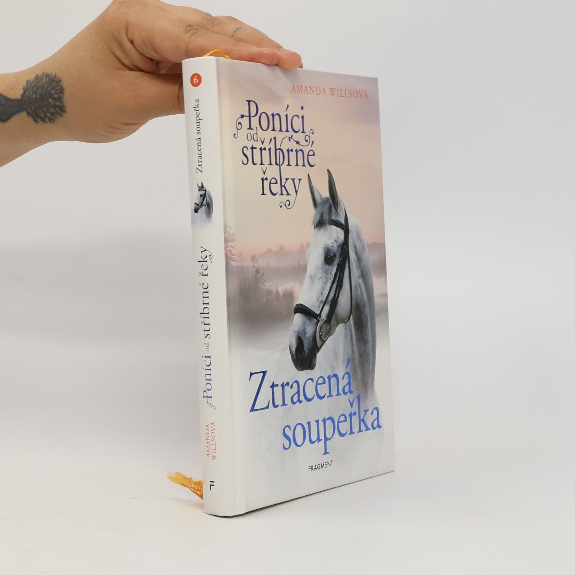 Romana Neumanová Poníci od stříbrné řeky. Ztracená soupeřka