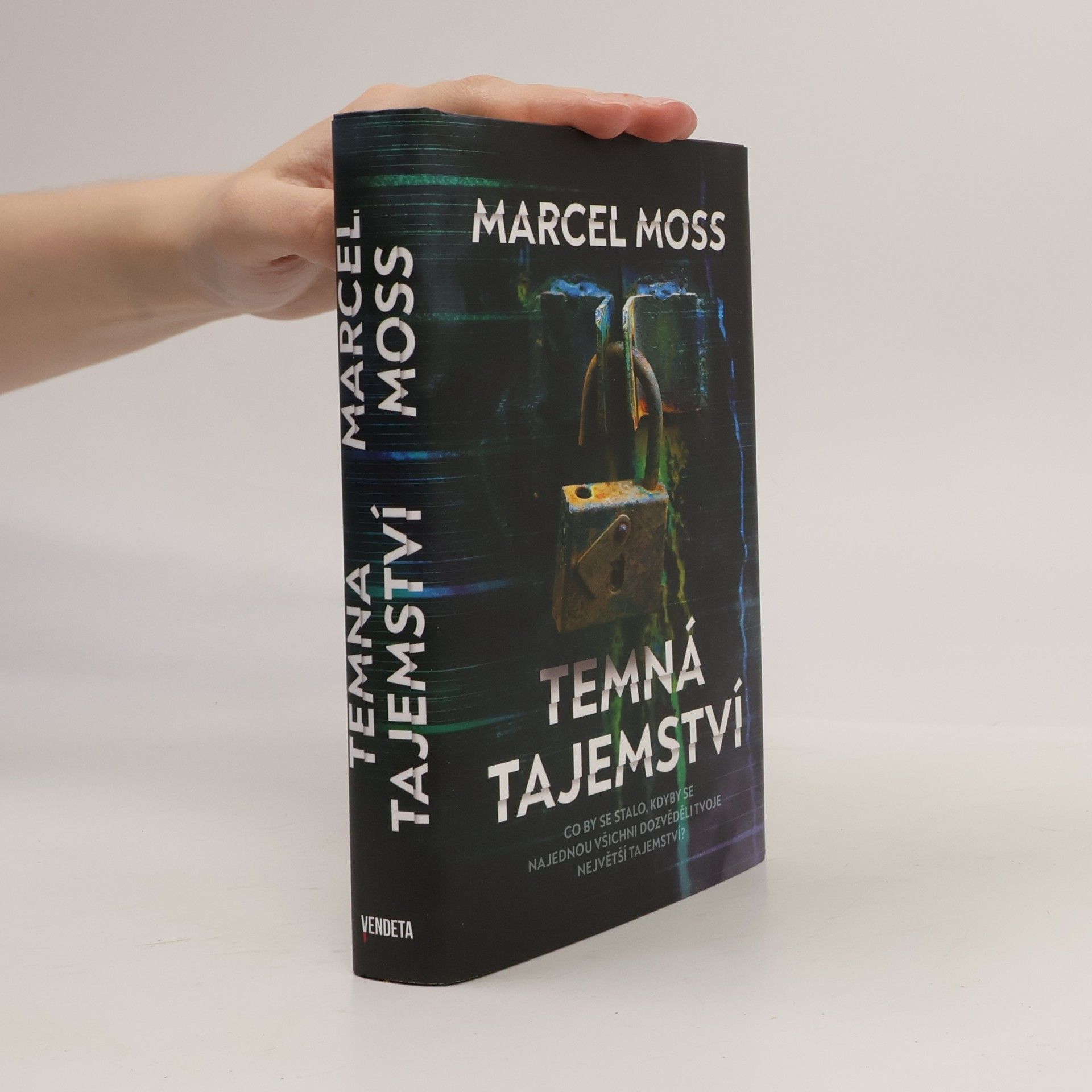 Marcel Moss Temná tajemství