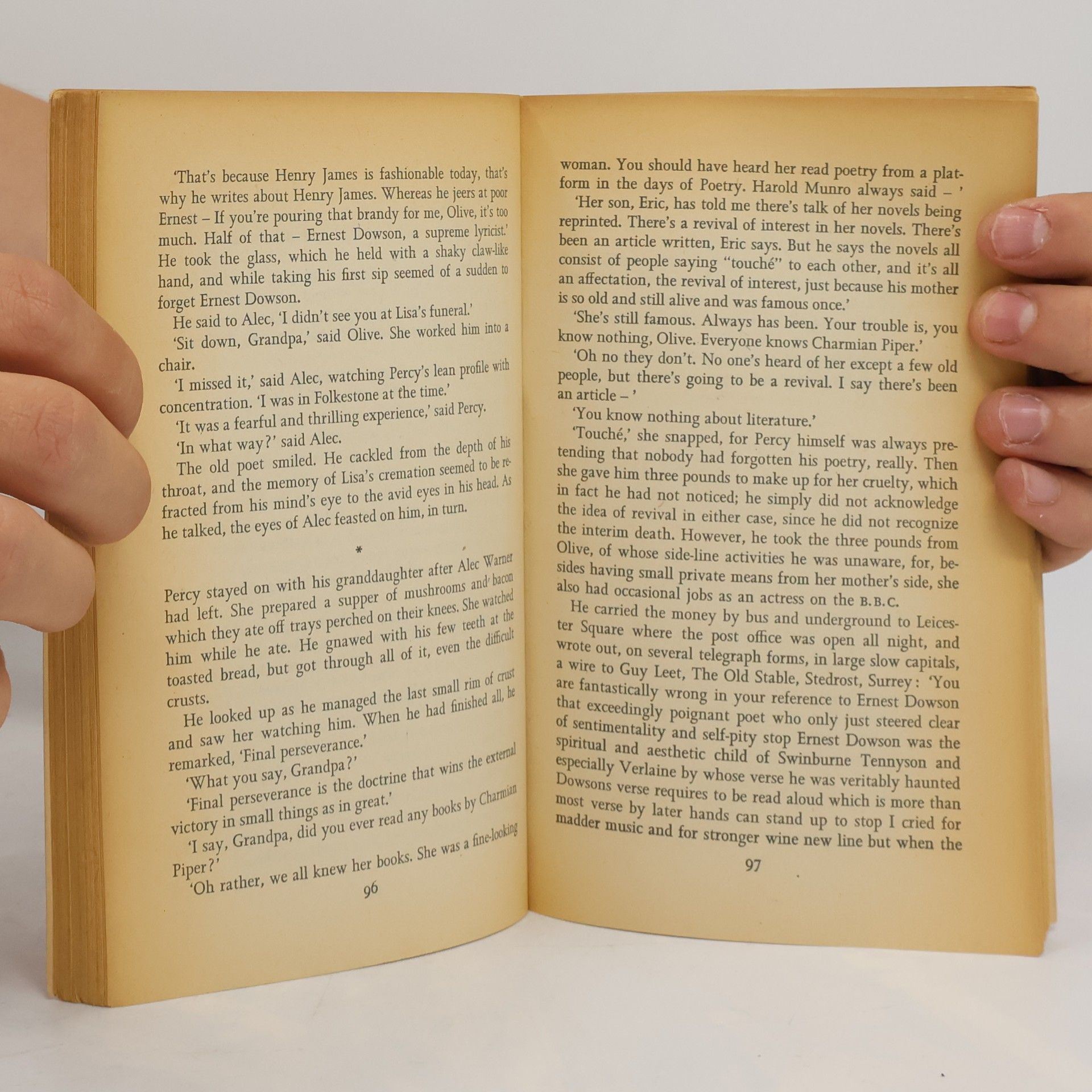 Muriel Spark Momento Mori