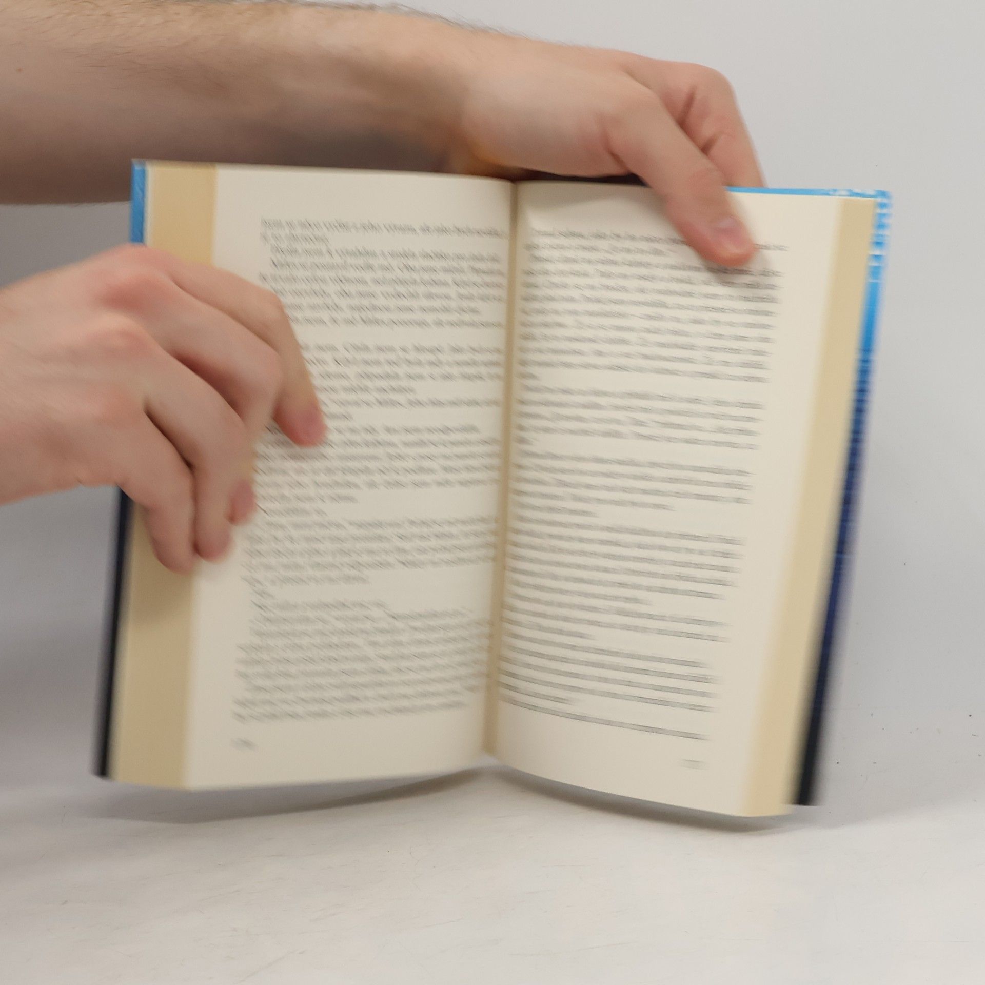 Colleen Hoover Odvrácená tvář lásky